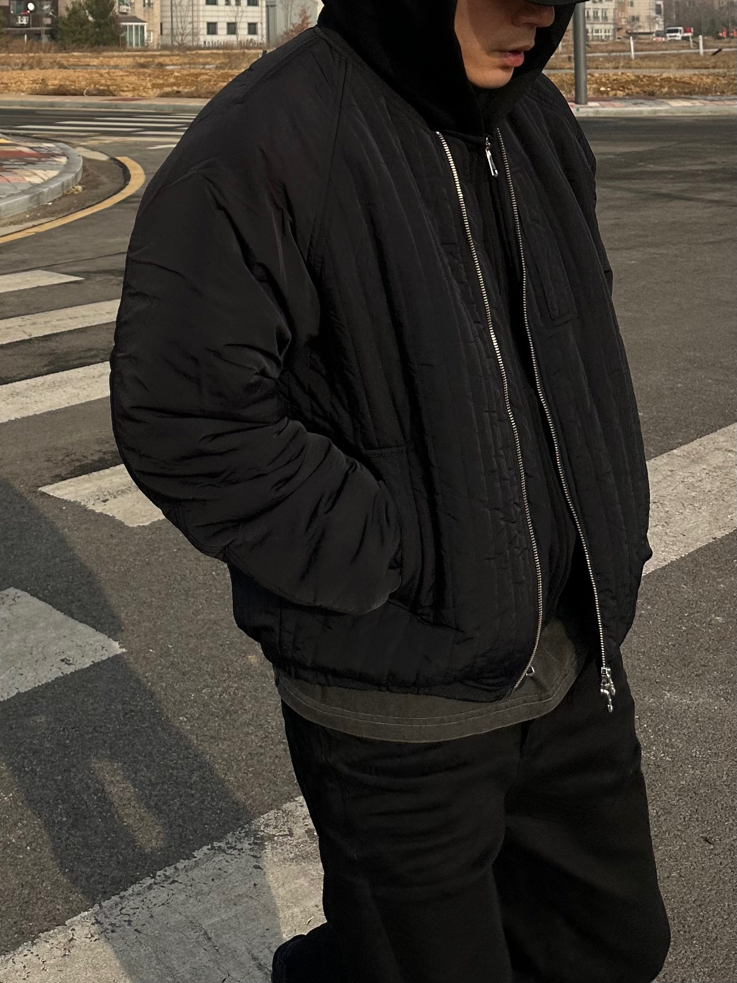 noun Quilted Jumper Black, Undermycar Mu.30 Anti Fxxking Logo Play Stretch Flare Black Jeans 착용 스타일 - 6