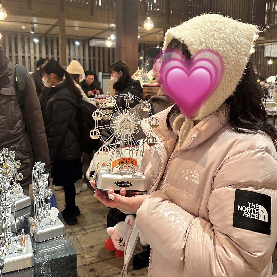 (W) The North Face White Label Novelty Nuptse RDS Down Jacket Light Pink 착용 스타일