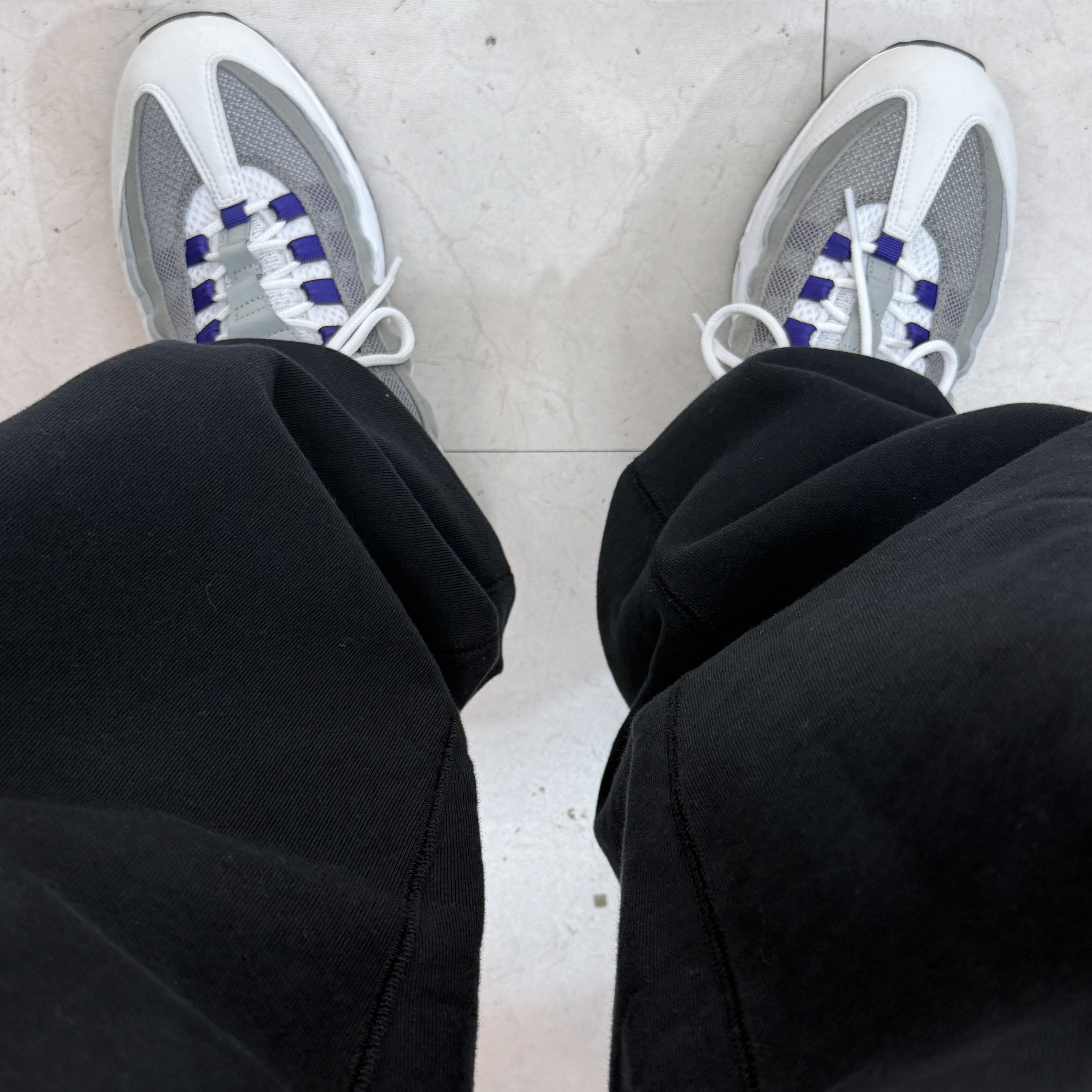Nike Air Max 95 OG Grape 착용 스타일