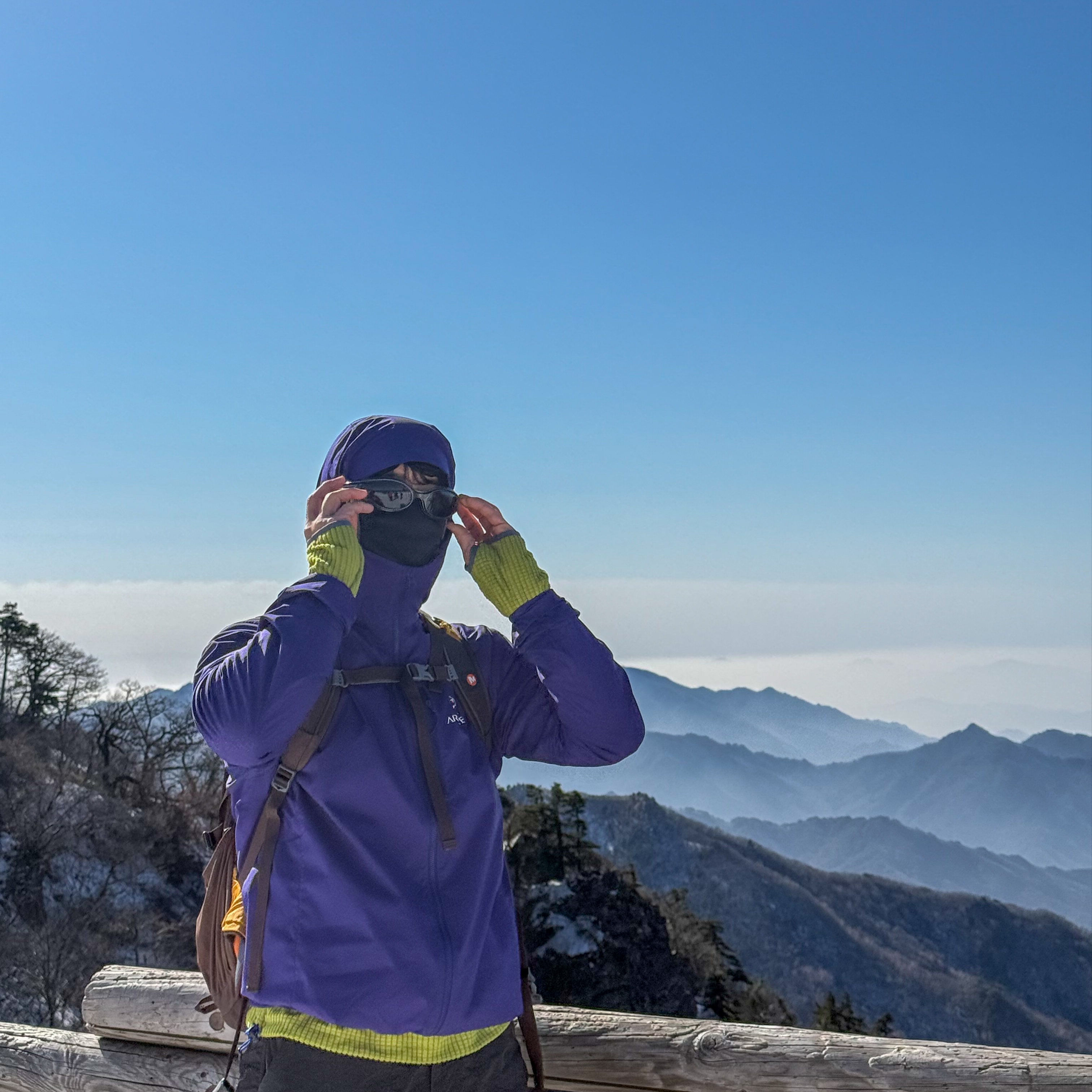 Oakley Eye Jacket Redux Matte Black Frame Prizm Grey Lenses High Bridge Fit, Arc'teryx Squamish Hoody Soulsonic 착용 스타일 - 1