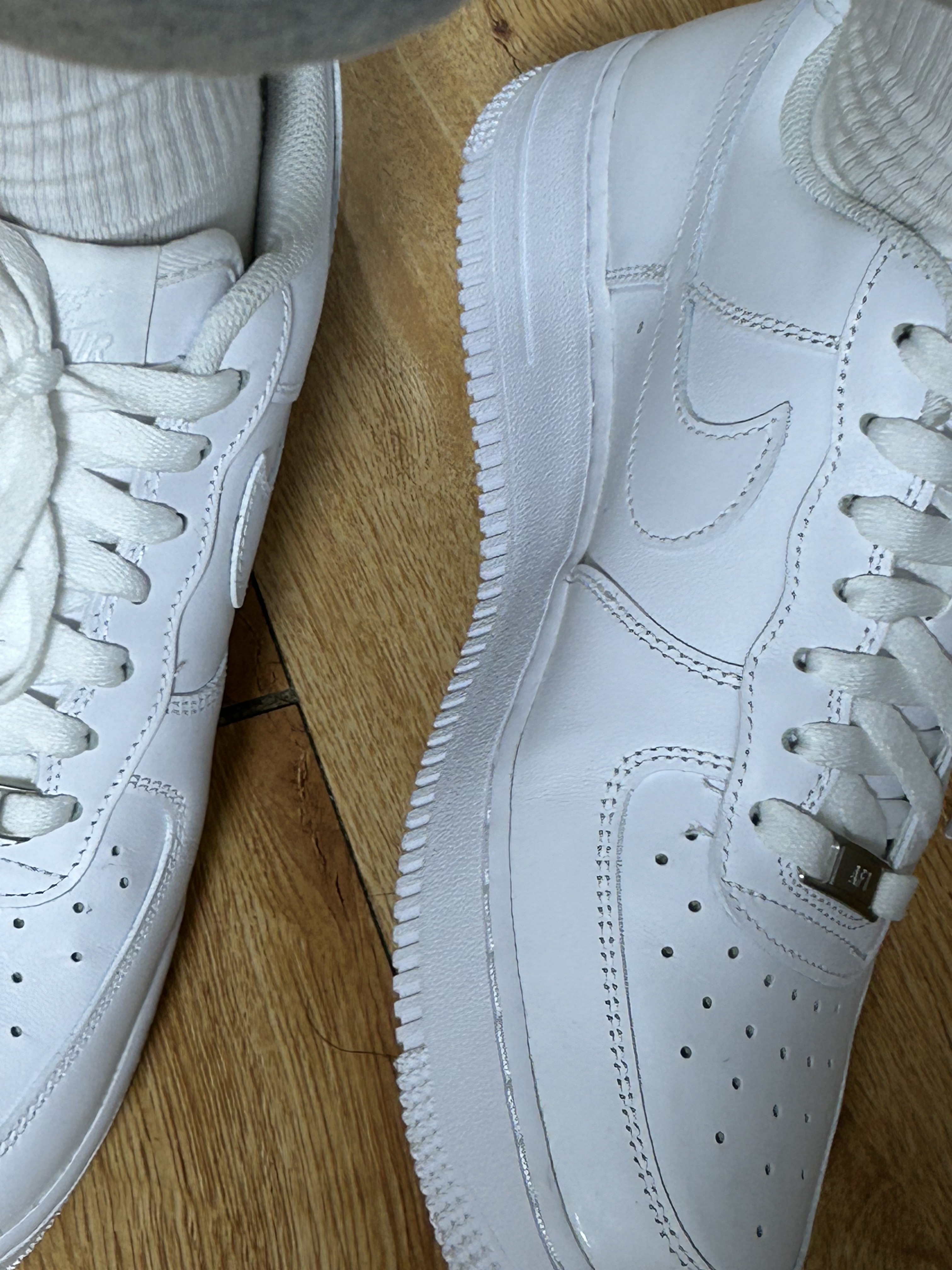 (W) Nike Air Force 1 '07 Low White 착용 스타일 - 2