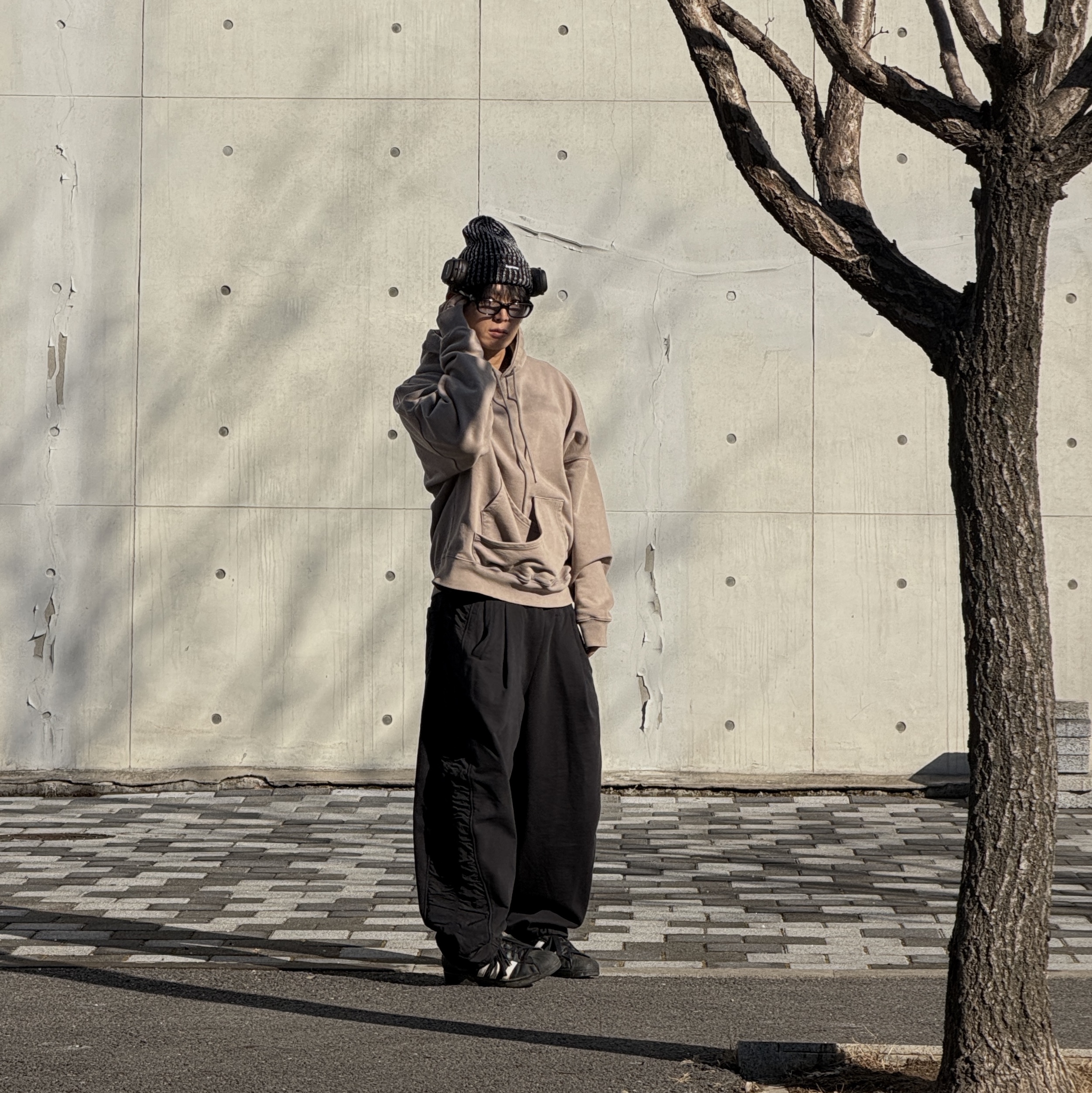 Supreme Rainbow Loose Gauge Beanie Black - 24FW 착용 스타일 - 1