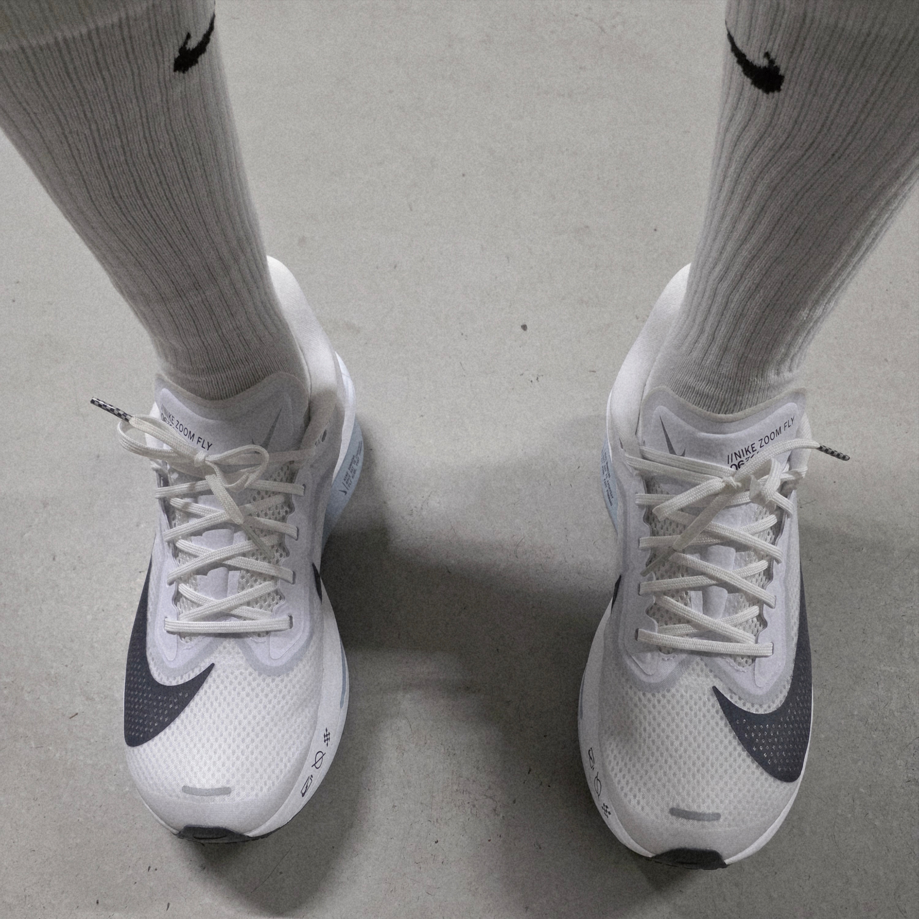 Nike Zoom Fly 6 White Pure Platinum 착용 스타일