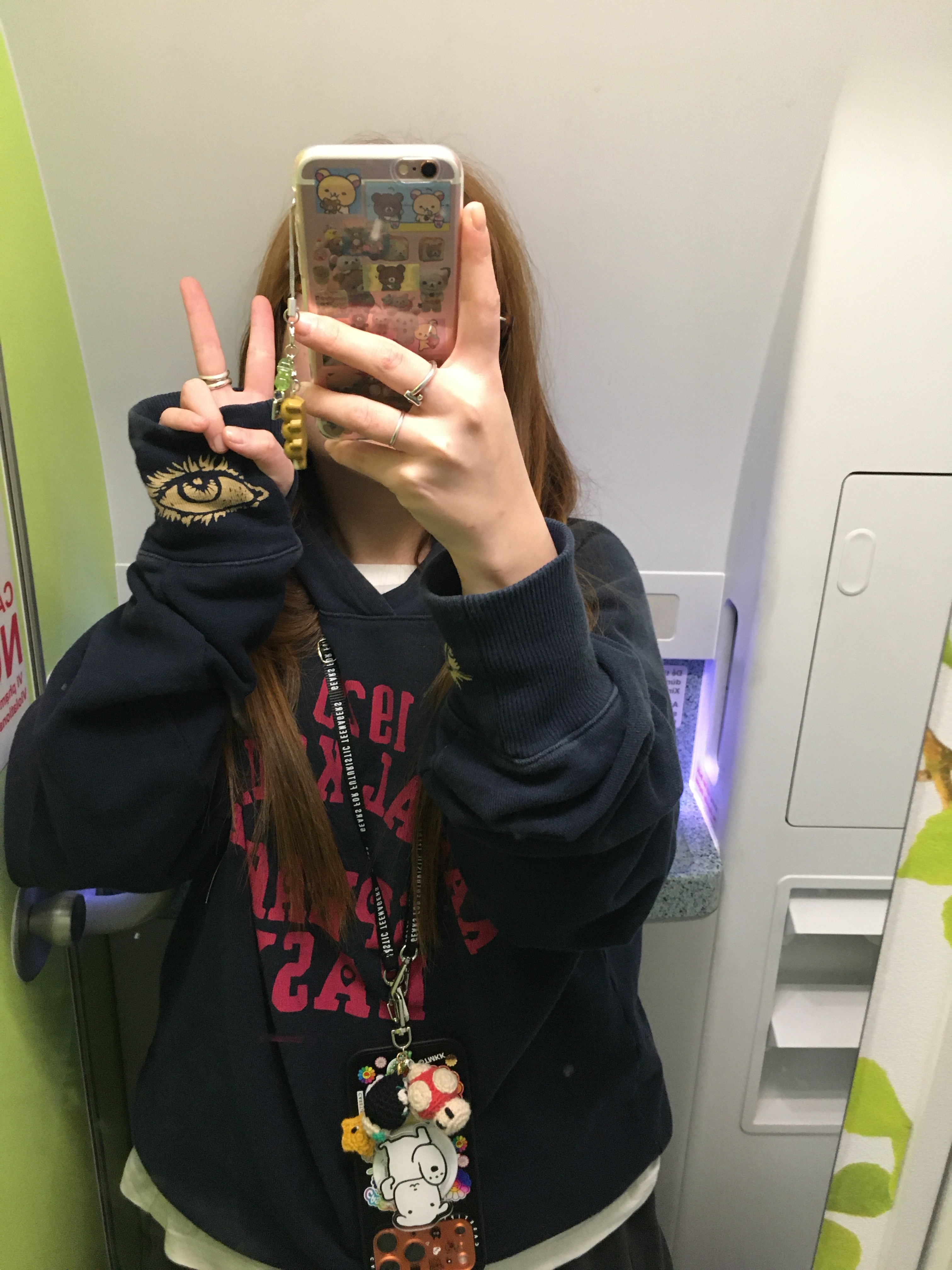 Kapital Raglan Hooded Fleece Sweatshirt Speakeasy College Pt Navy, Casetify x Murakami Takashi iPhone Flowers Sticker Mania Phone Magsafe Black Mirror Black Bumper Case 착용 스타일 - 1