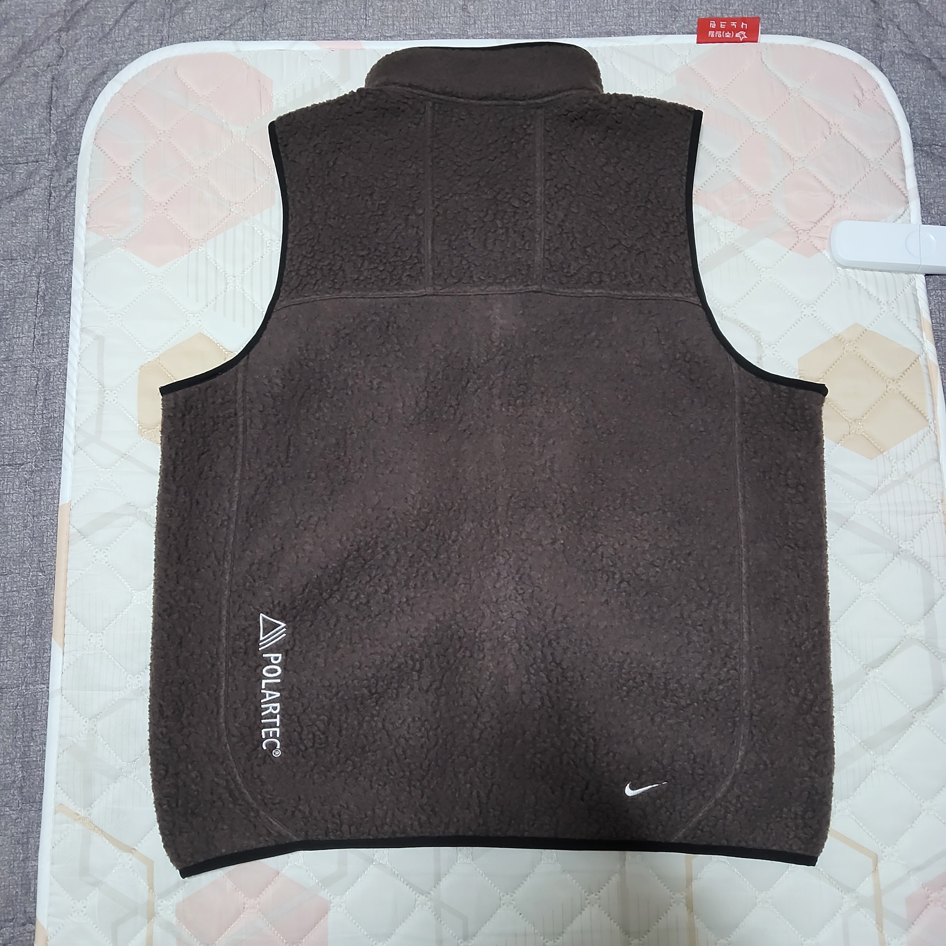 Nike ACG Arctic Wolf Vest Baroque Brown - Asia 착용 스타일 - 3