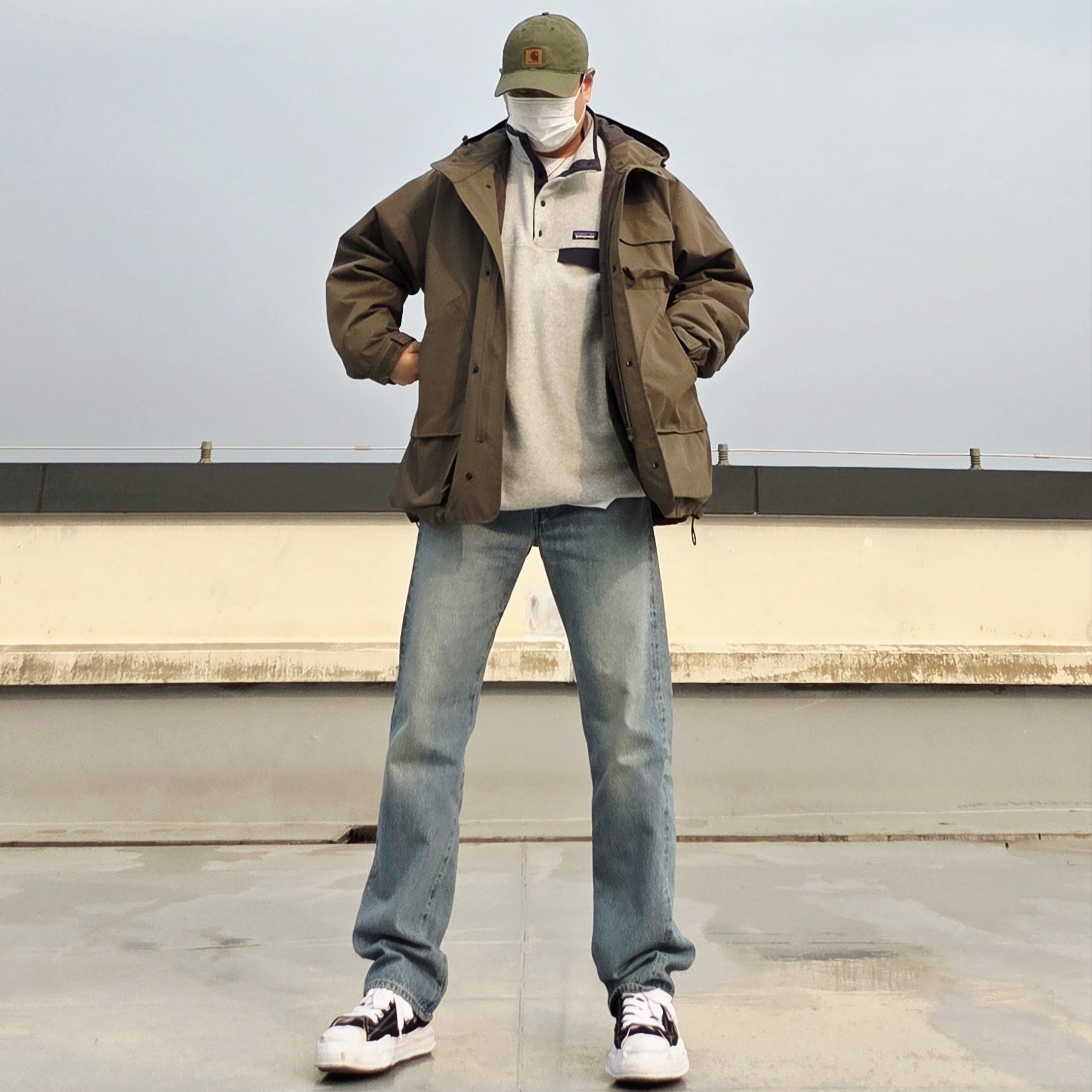 Carhartt Canvas Cap Army Green, GU x Engineered Garments Padded Shell Parka Olive 착용 스타일 - 1