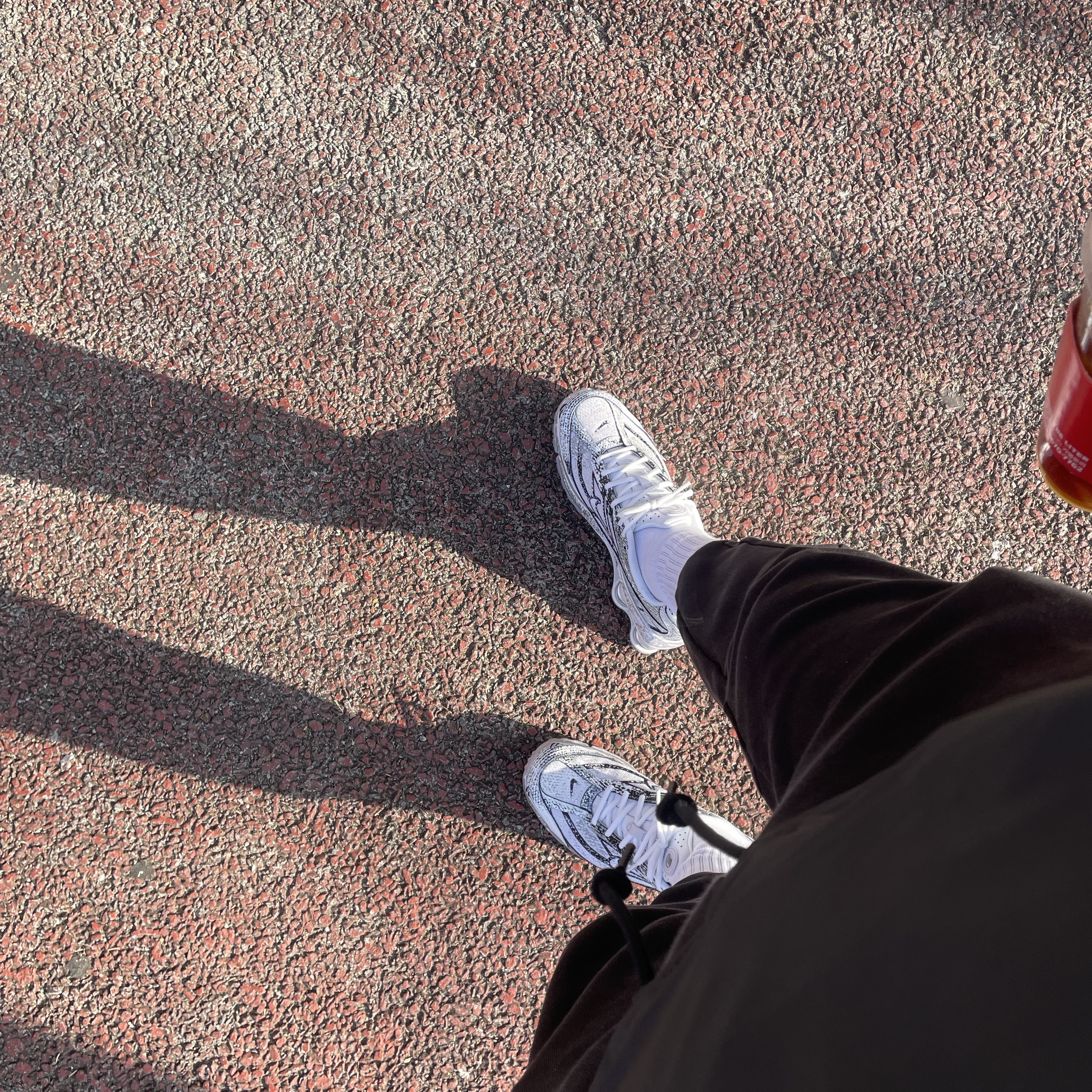 Nike Shox Ride 2 Metallic Platinum 착용 스타일