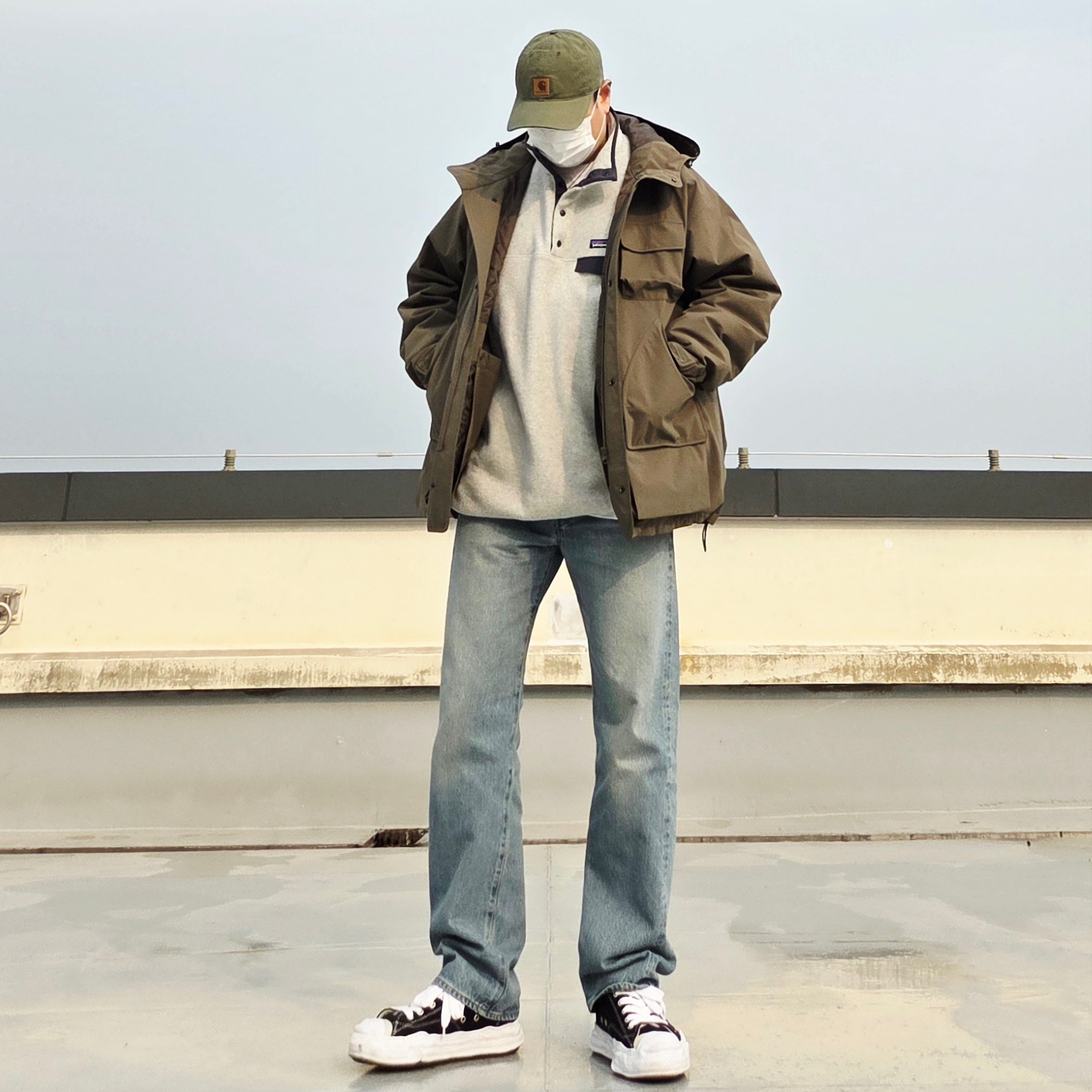 Carhartt Canvas Cap Army Green, GU x Engineered Garments Padded Shell Parka Olive 착용 스타일 - 2