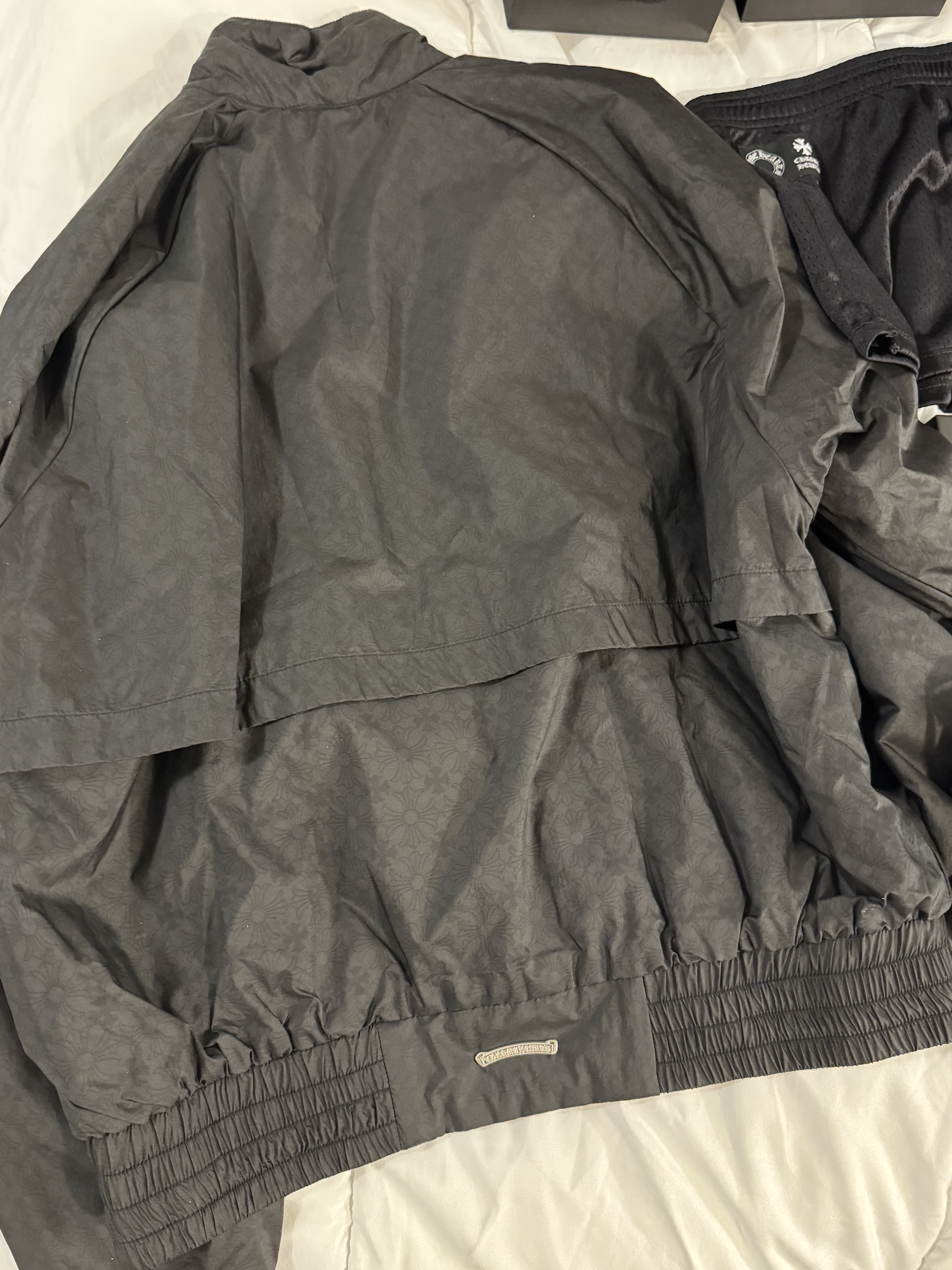 (W) Chrome Hearts 22 CH Logo Mesh Shorts Black, Hansroom Chrome Hearts Tiny Fat Cross Charm Pave Dia 착용 스타일 - 4