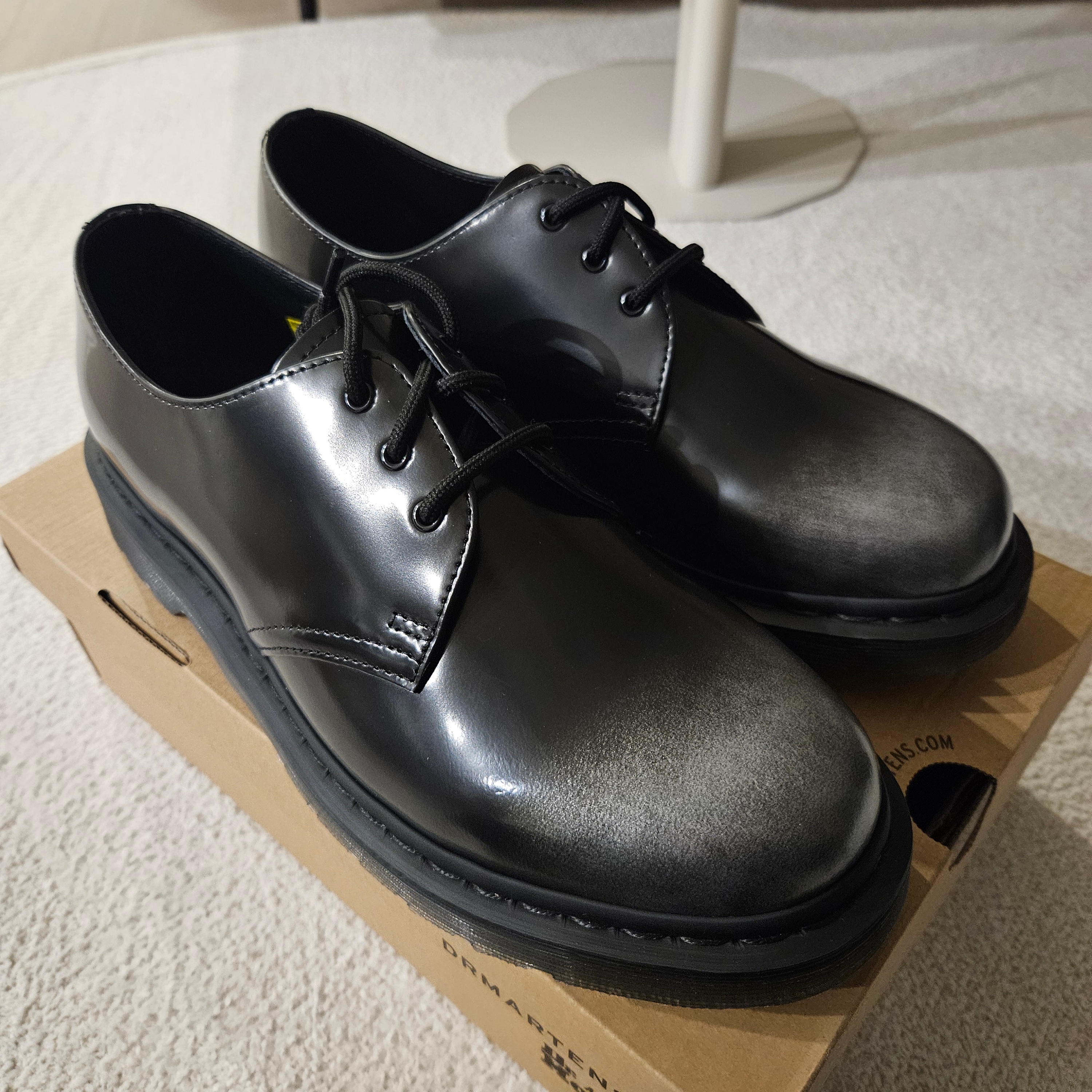 Dr. Martens 1461 Silver Arcadia Multi 착용 스타일 - 1