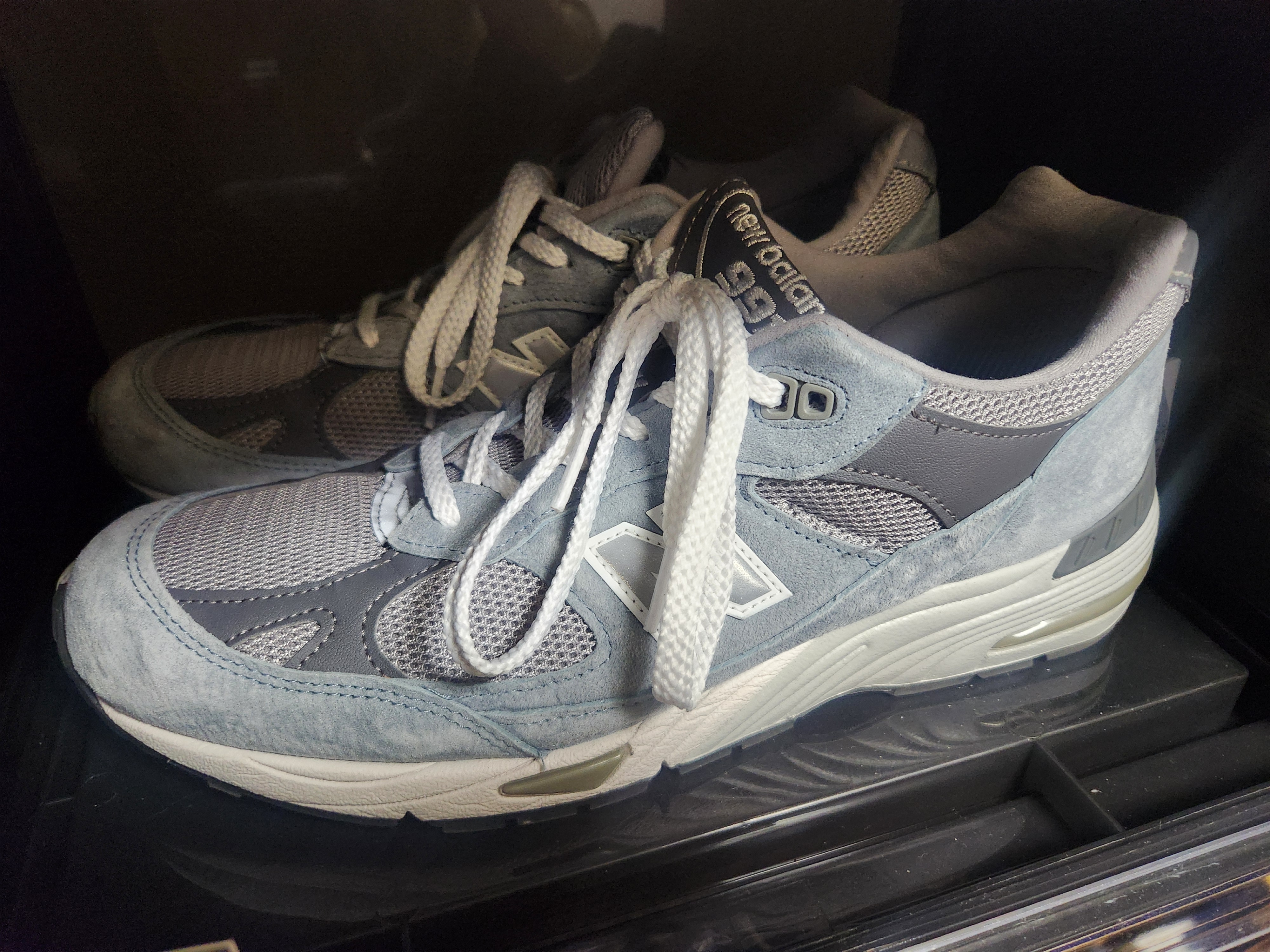 New Balance 991 Made in UK Dusty Blue 착용 스타일
