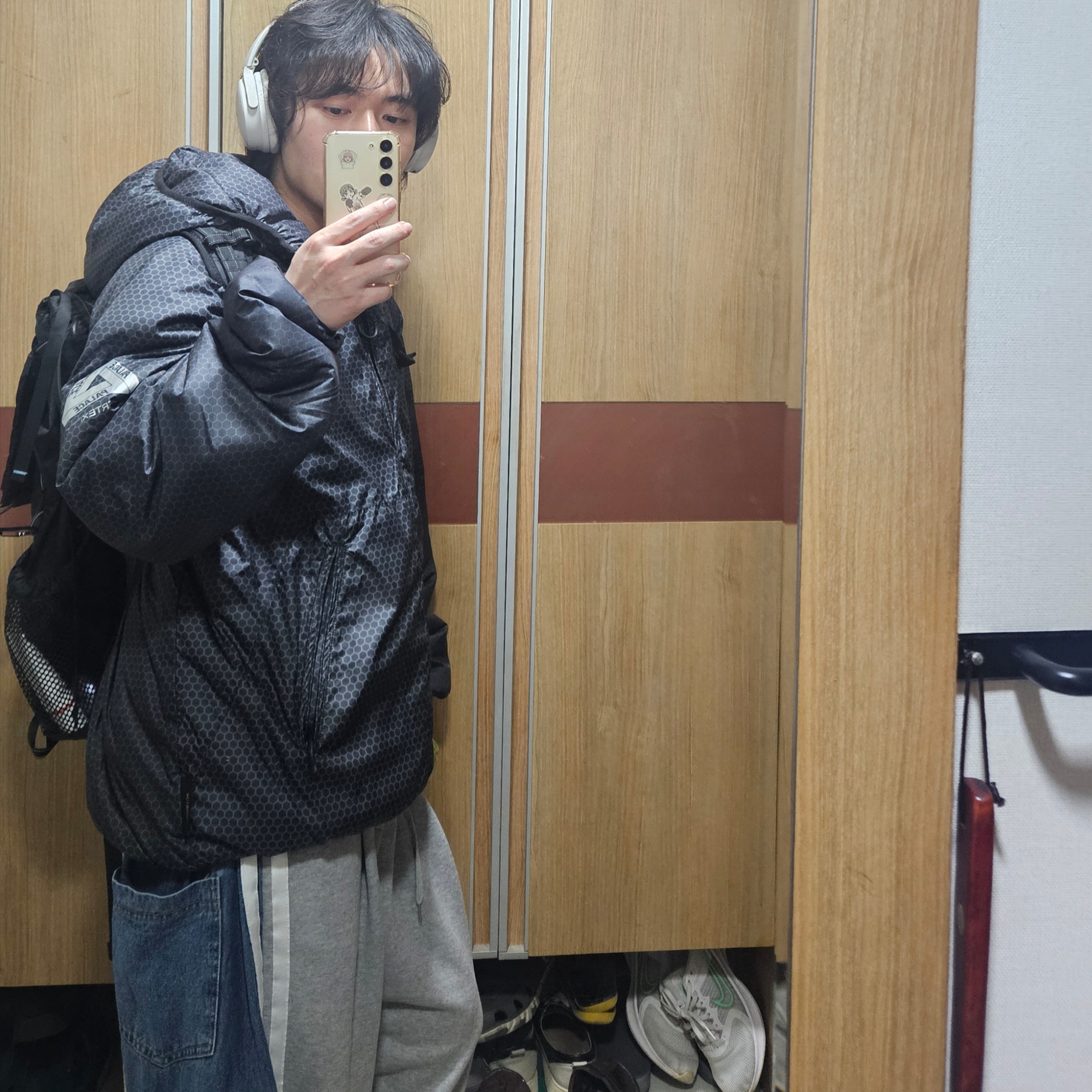 Palace Hexagon Pertex Quilted Jacket Black - 24SS 착용 스타일 - 3