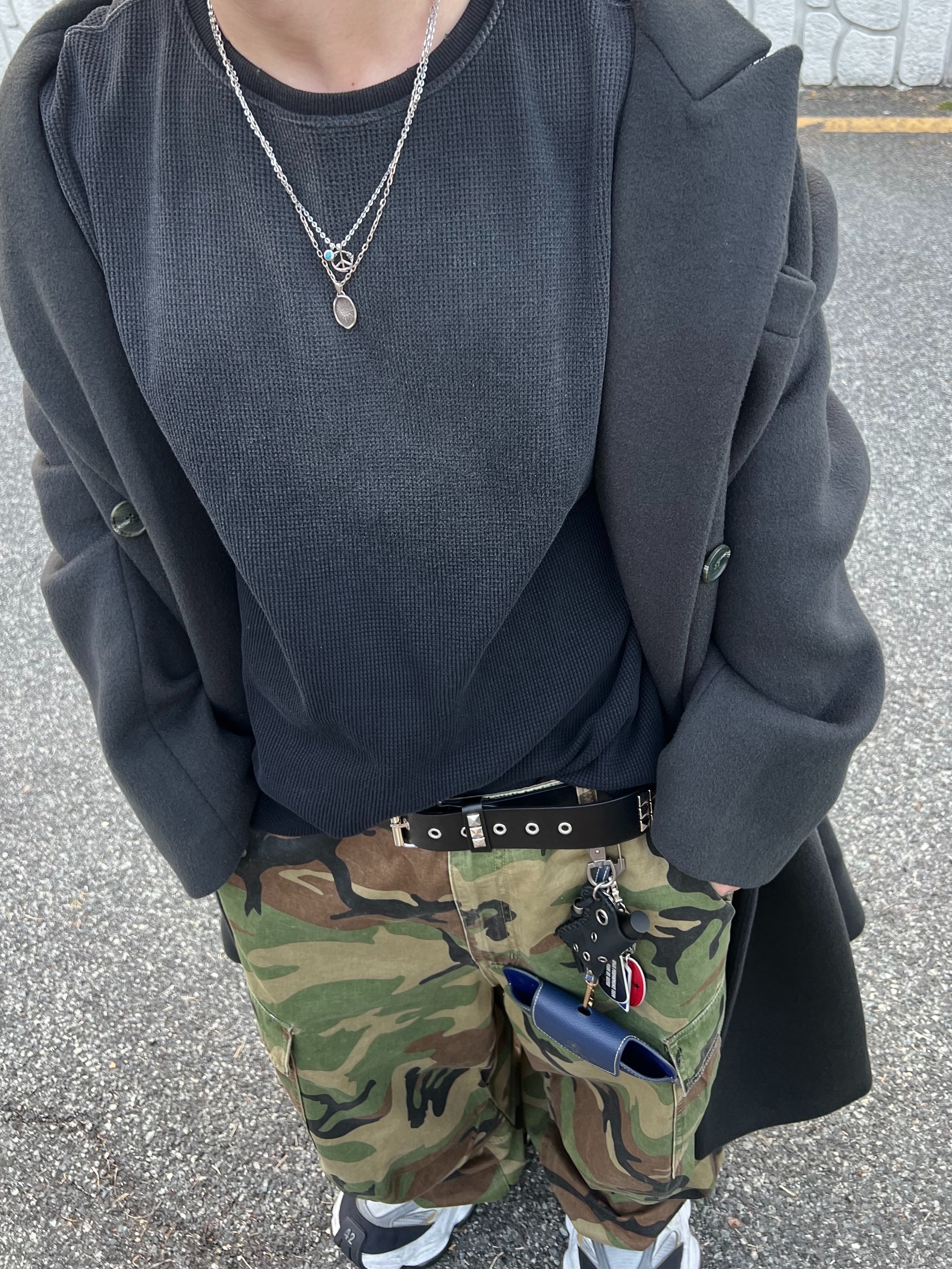 Undermycar Over Boxy Fit Herringbone Tailored Coat Gray - 24FW, Balenciaga Cargo Sneakers White Grey 착용 스타일 - 4