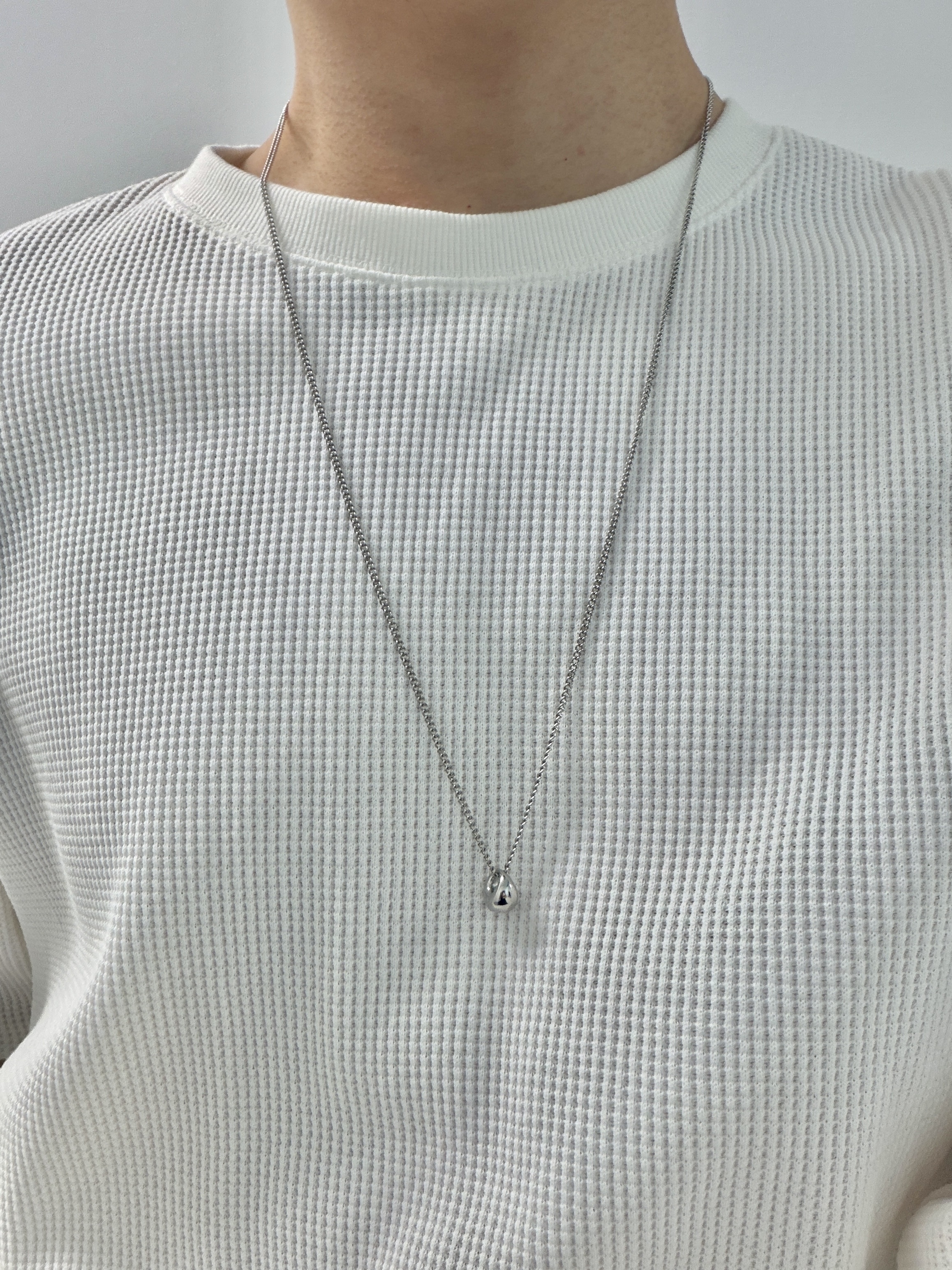 Riomeu Bolding Long Drop Chain Necklace 착용 스타일 - 2