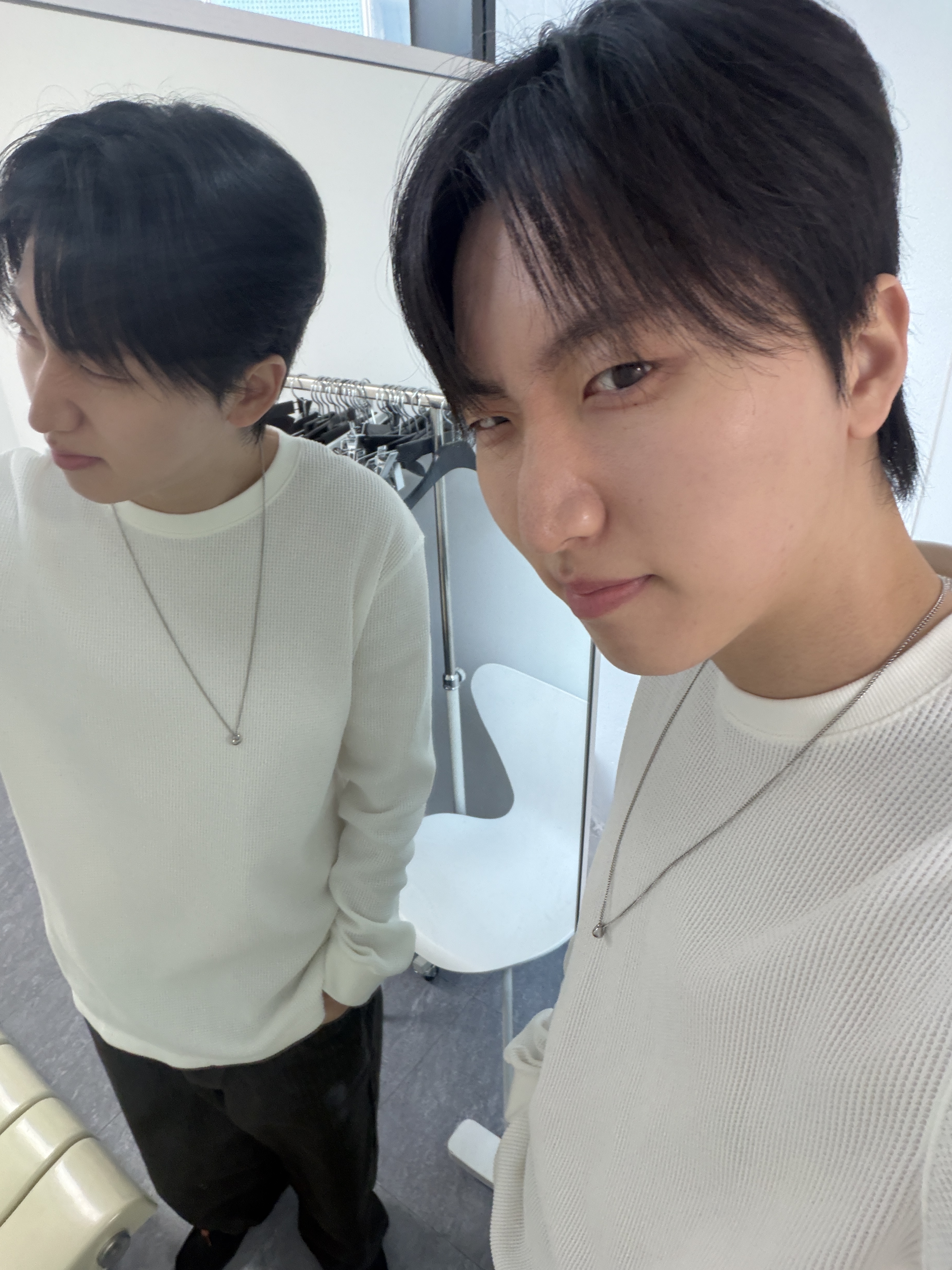 Riomeu Bolding Long Drop Chain Necklace 착용 스타일 - 1