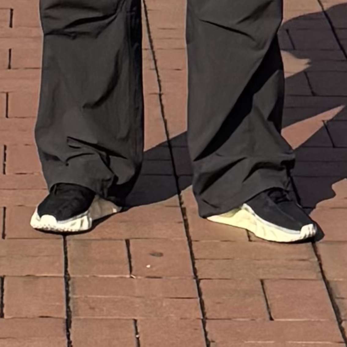 Nike Ava Rover Black Muslin 착용 스타일 - 2