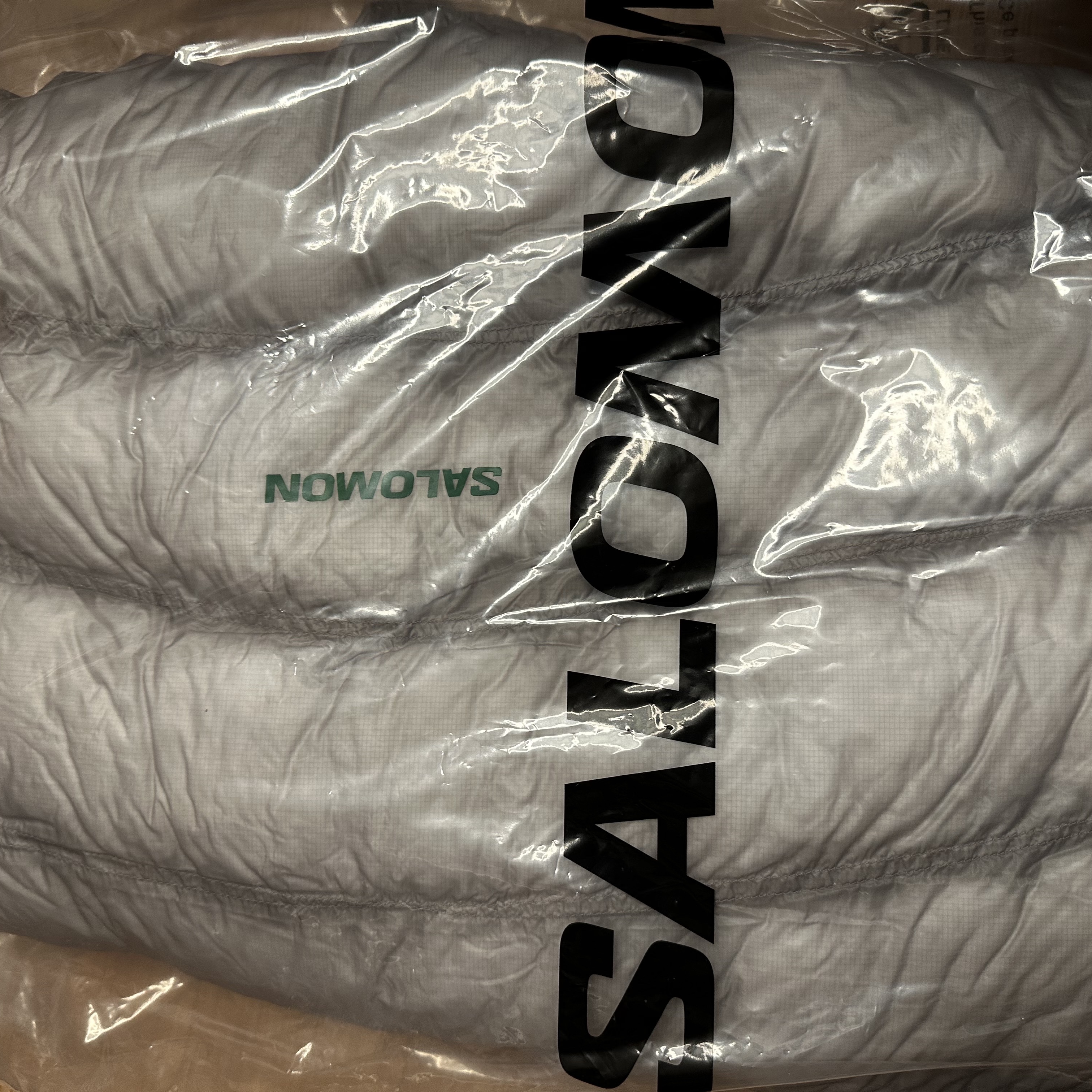 Salomon UNI Cross Insulation Jacket Light Grey 착용 스타일