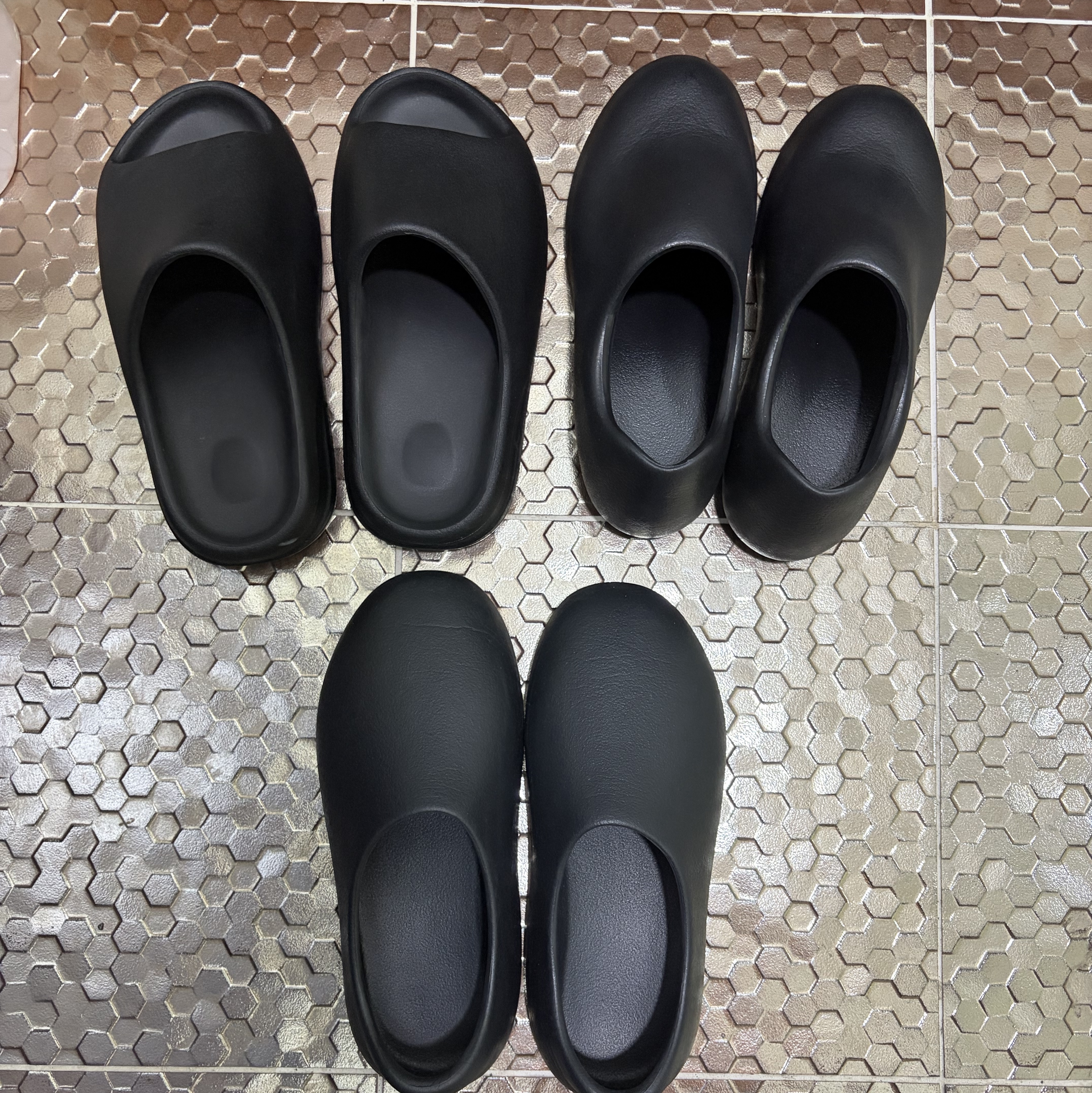 Yeezy SG-01 Shades Sunglasses Black, Yeezy SG-02 Black 착용 스타일 - 1
