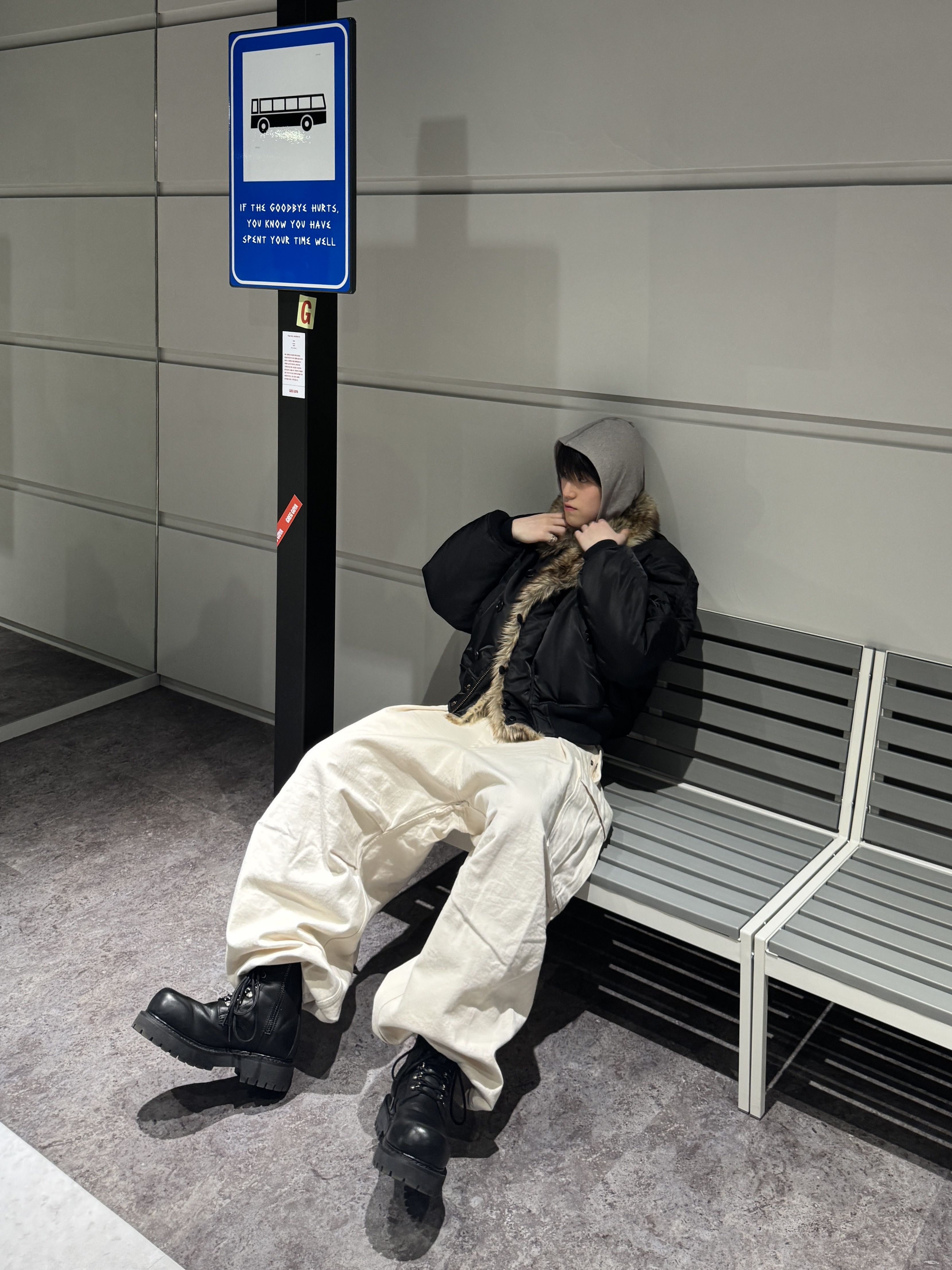 Protocol Index Exaggerated Shoulder Fur N2B Jacket Black, Kapital Heavy Drill Jumbo Cargo Pants Kinari 착용 스타일 - 1