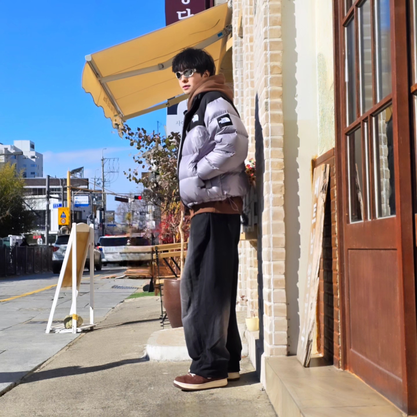The North Face White Label Novelty Nuptse Down Jacket Heather Gray, Nike Air Force 1 Mid '07 QS Chocolate 착용 스타일 - 2