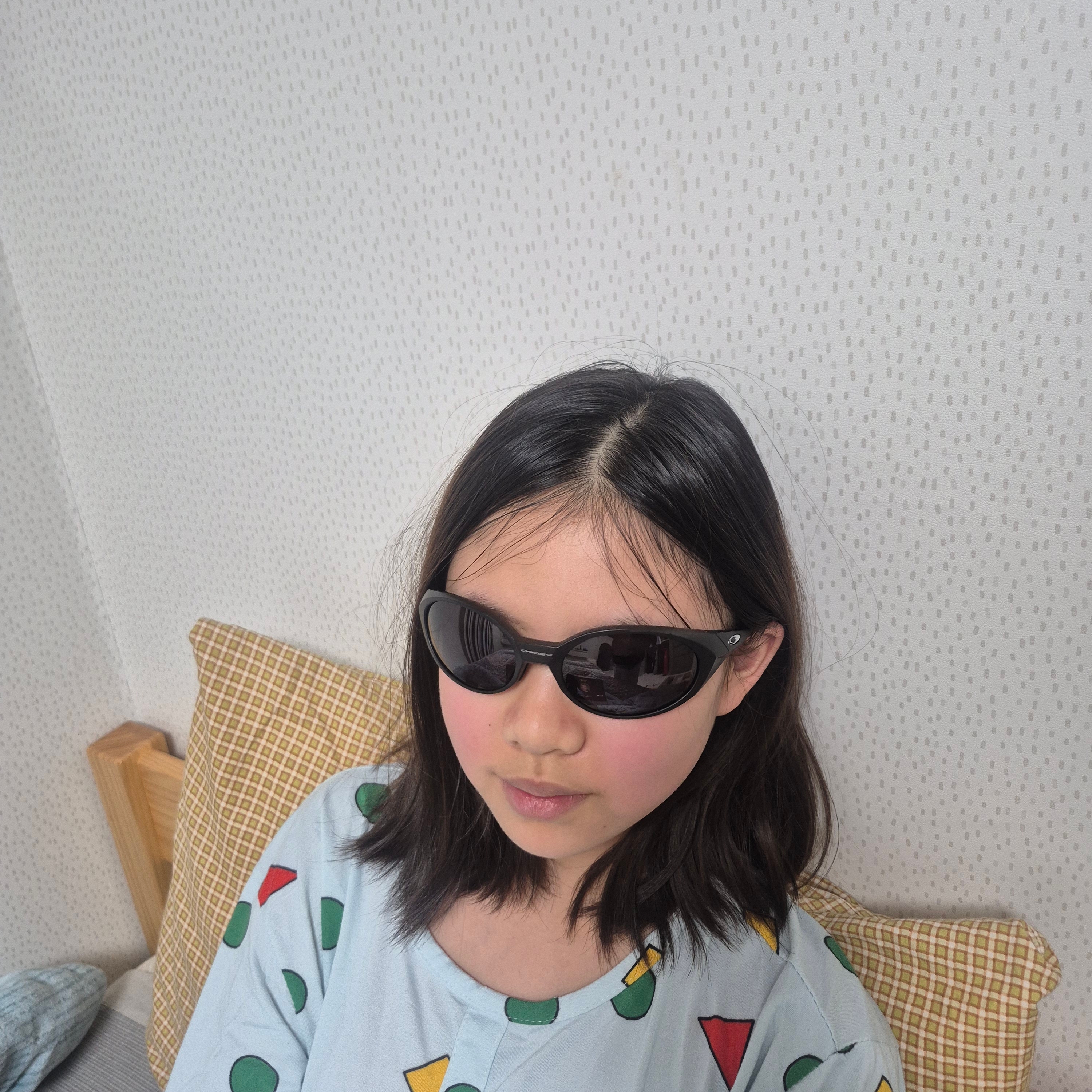 Oakley Eye Jacket Redux Matte Black Frame Prizm Grey Lenses High Bridge Fit 착용 스타일