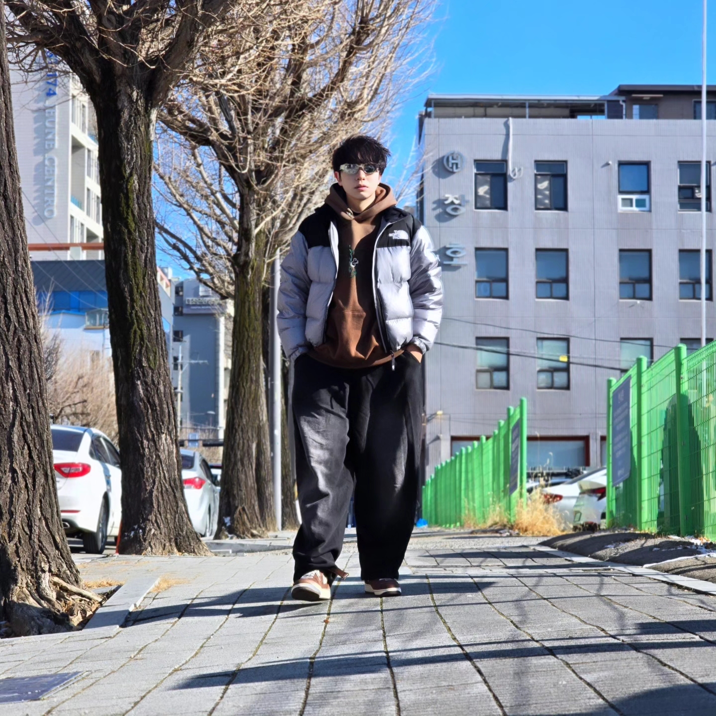 The North Face White Label Novelty Nuptse Down Jacket Heather Gray, Nike Air Force 1 Mid '07 QS Chocolate 착용 스타일 - 4