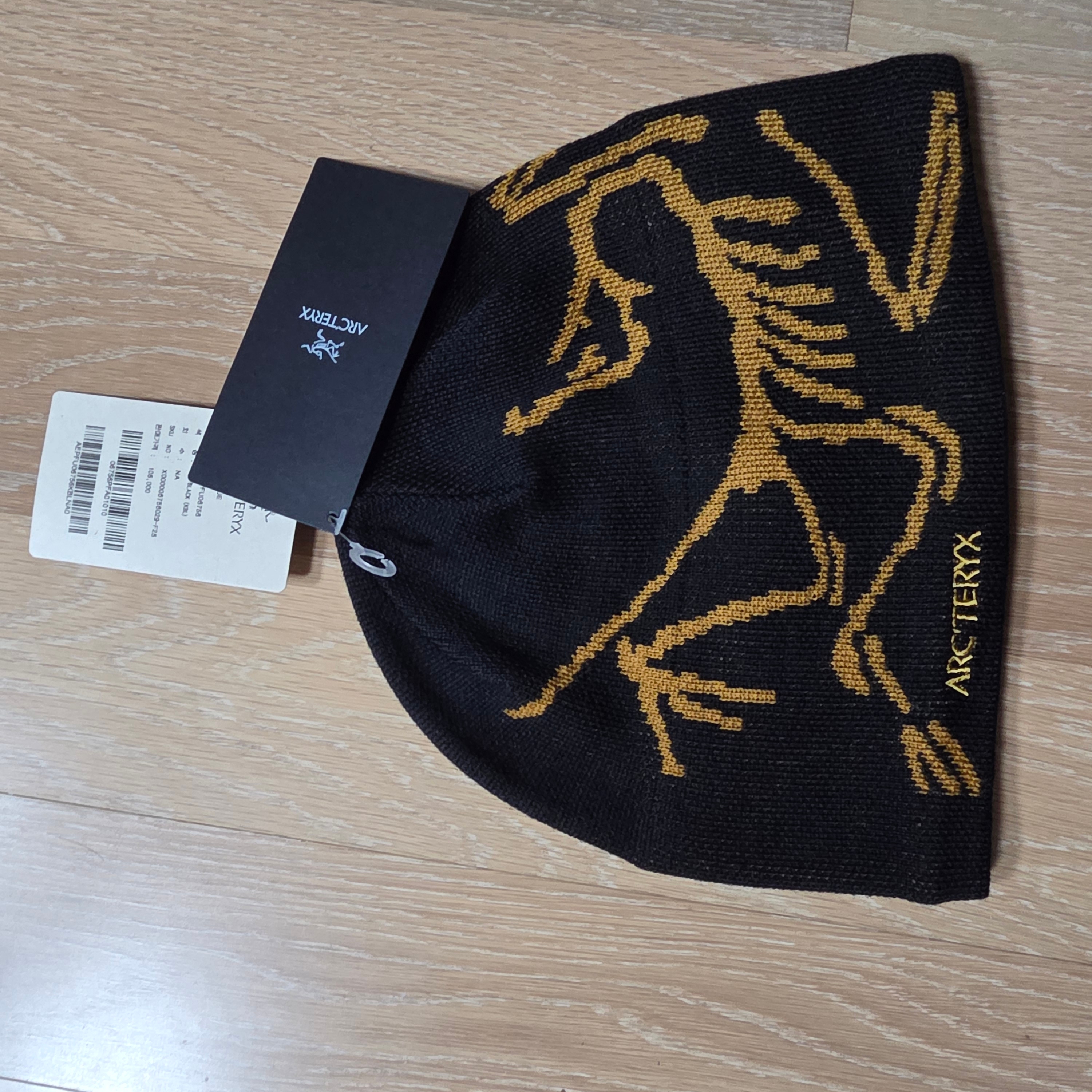 Arc'teryx Bird Head Toque 24K Black 착용 스타일