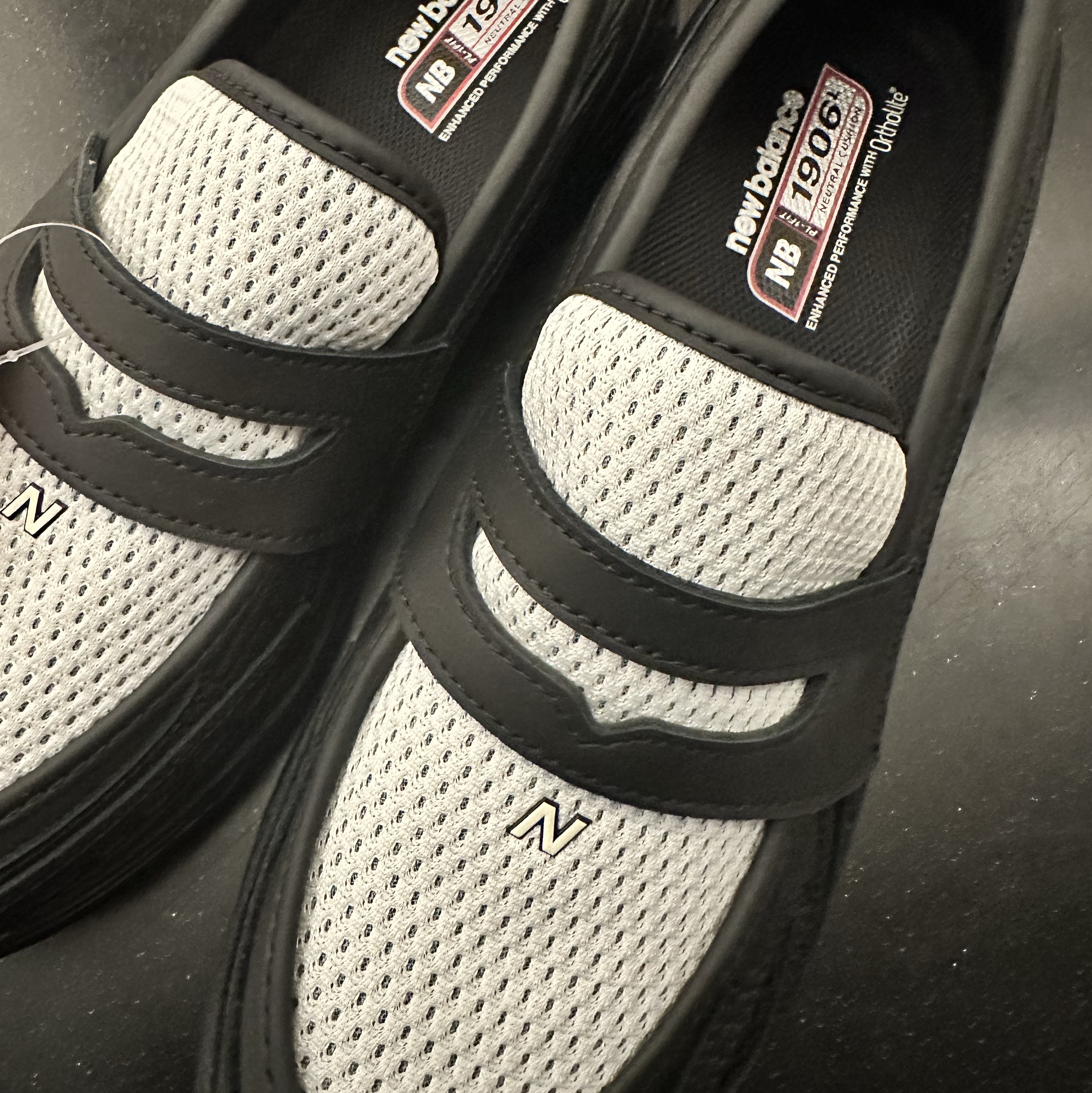 New Balance 1906L Black Angora 착용 스타일