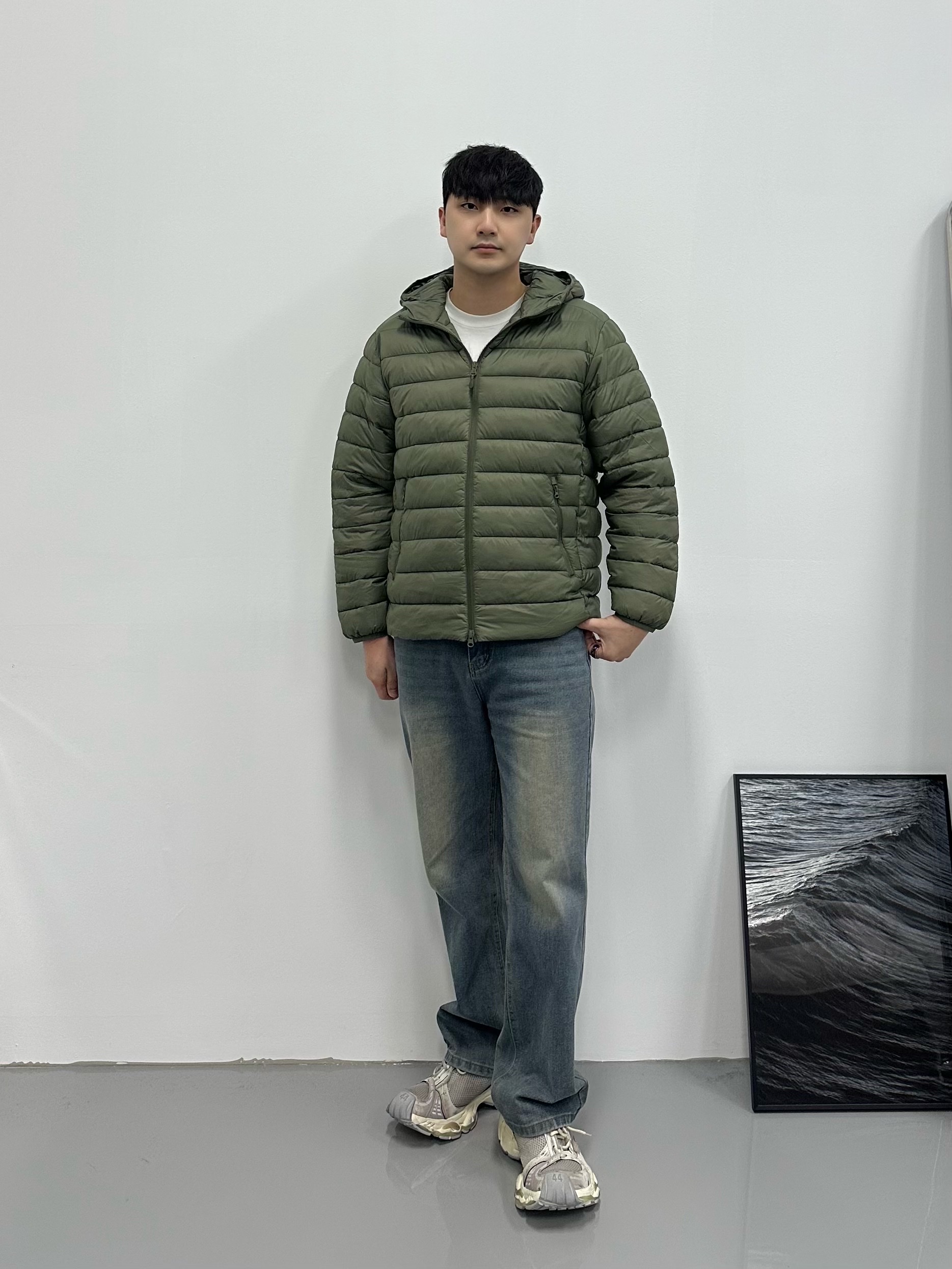 Balenciaga Stapler Sneaker Beige Grey 착용 스타일