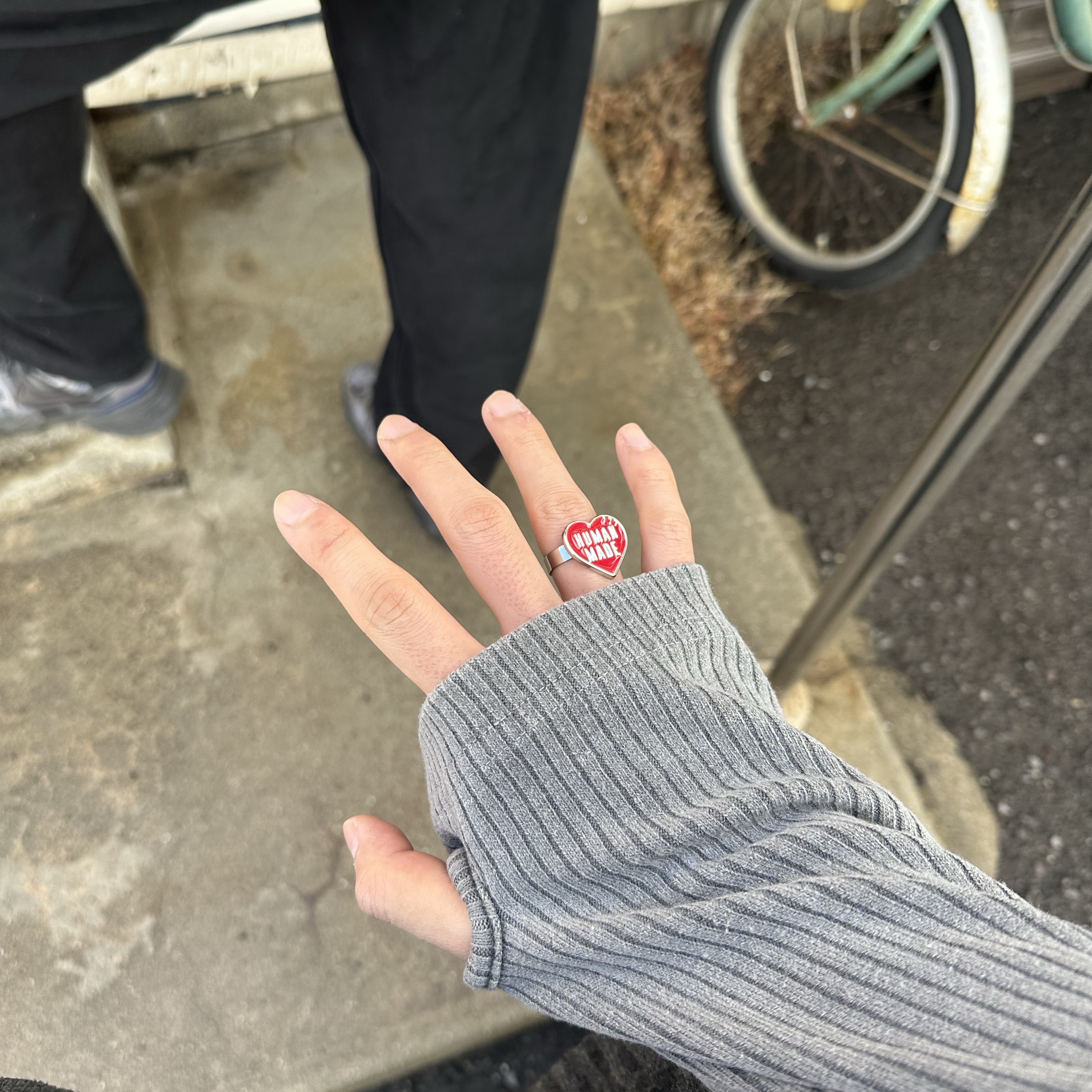 Human Made Heart Ring Red, Salomon Trailblazer 10 Black 착용 스타일 - 1