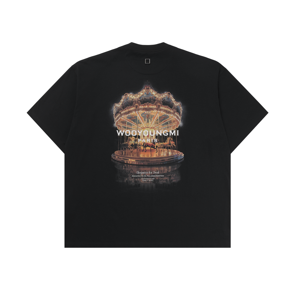 우영미 메리 고 라운드 백 로고 티셔츠 블랙 - 26SS(Wooyoungmi Merry Go Round Back Logo T-Shirt Black - 26SS)