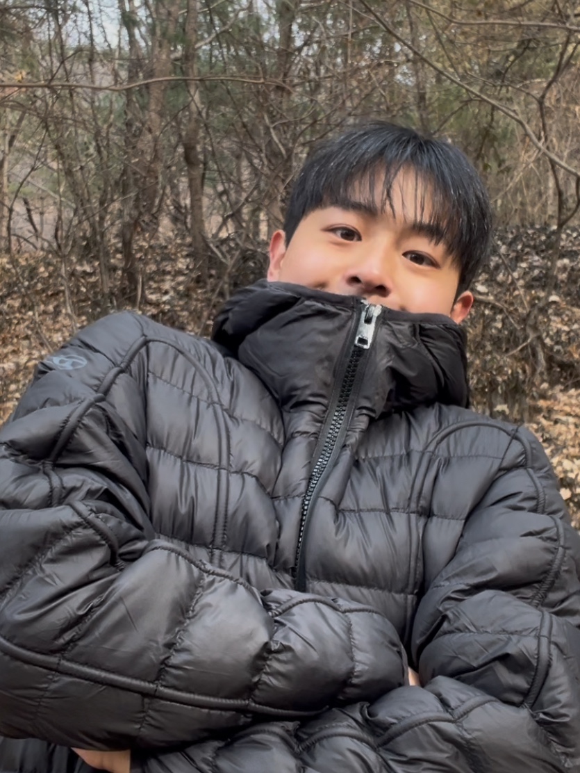 Diesel W-Scottys Puffer Jacket with Piping Black 착용 스타일 - 1