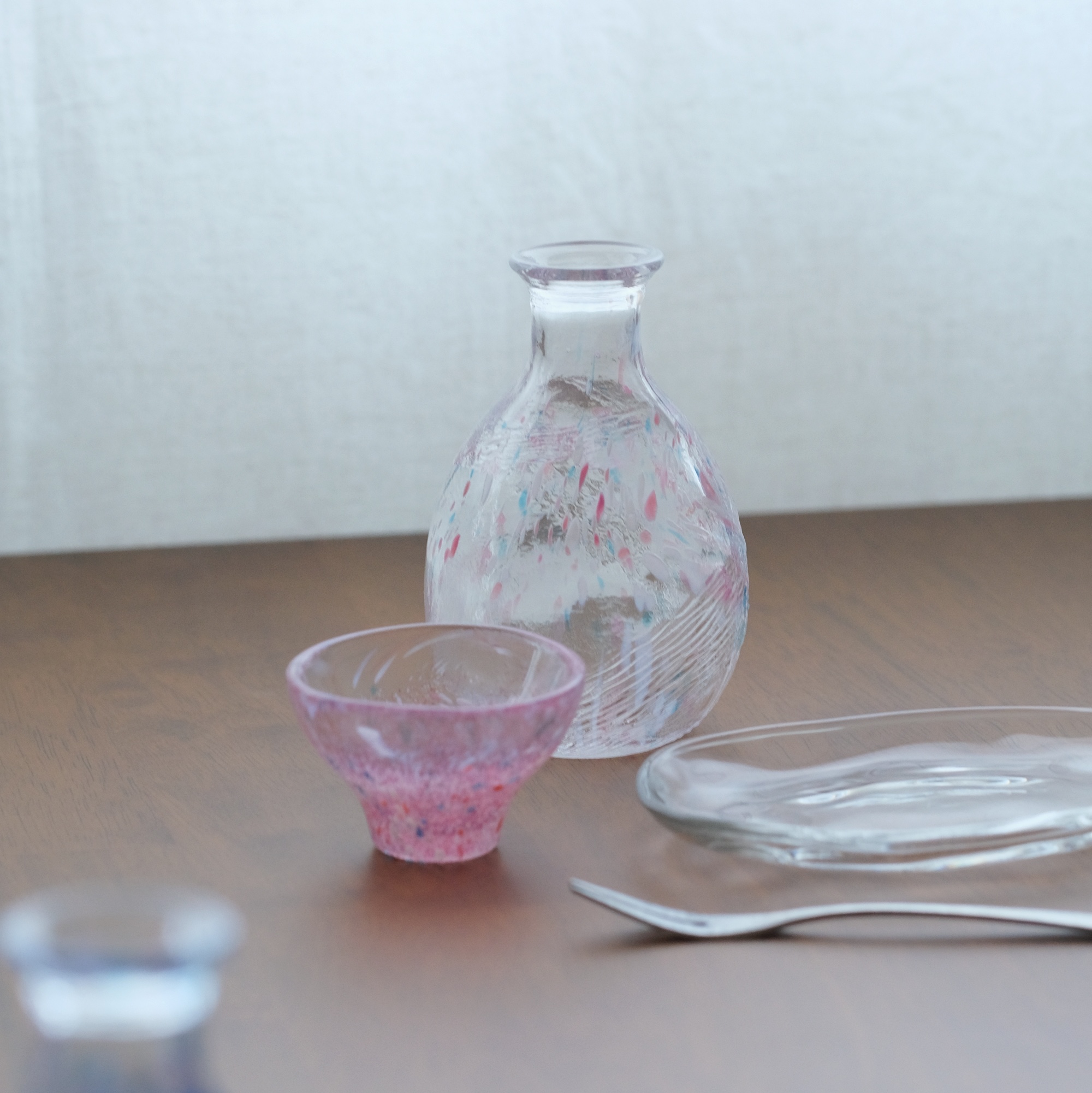 [3% 적립] [KREAM 단독] MINOHAN KOREA SUNLIT SHIMMER NIGHTCAP SET PINK, [3% 적립] MINOHAN KOREA TEBINERI MINI TRAY 착용 스타일