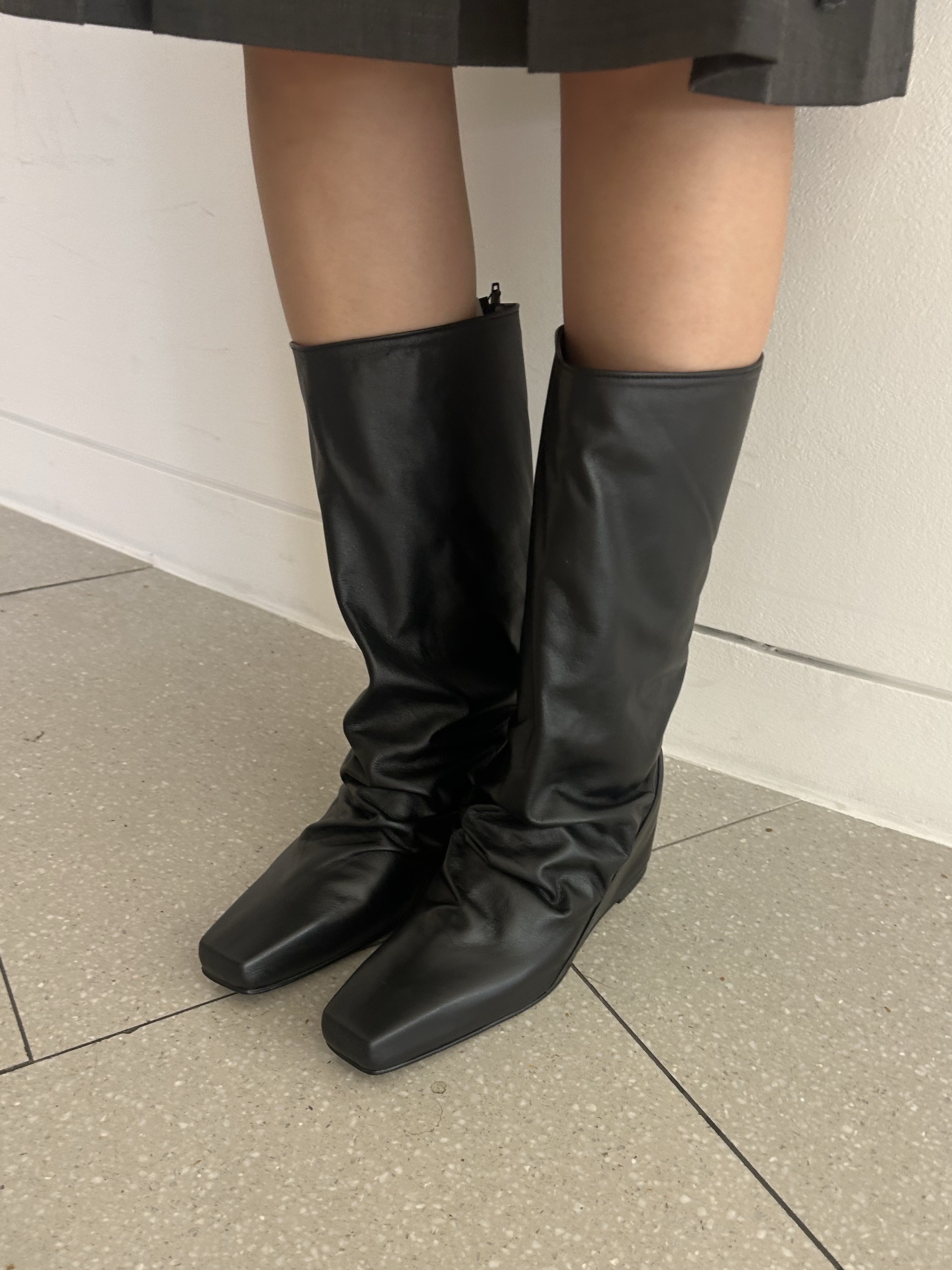 Nache Women Draping Layered Boots Leather Black - 25FW 착용 스타일 - 4