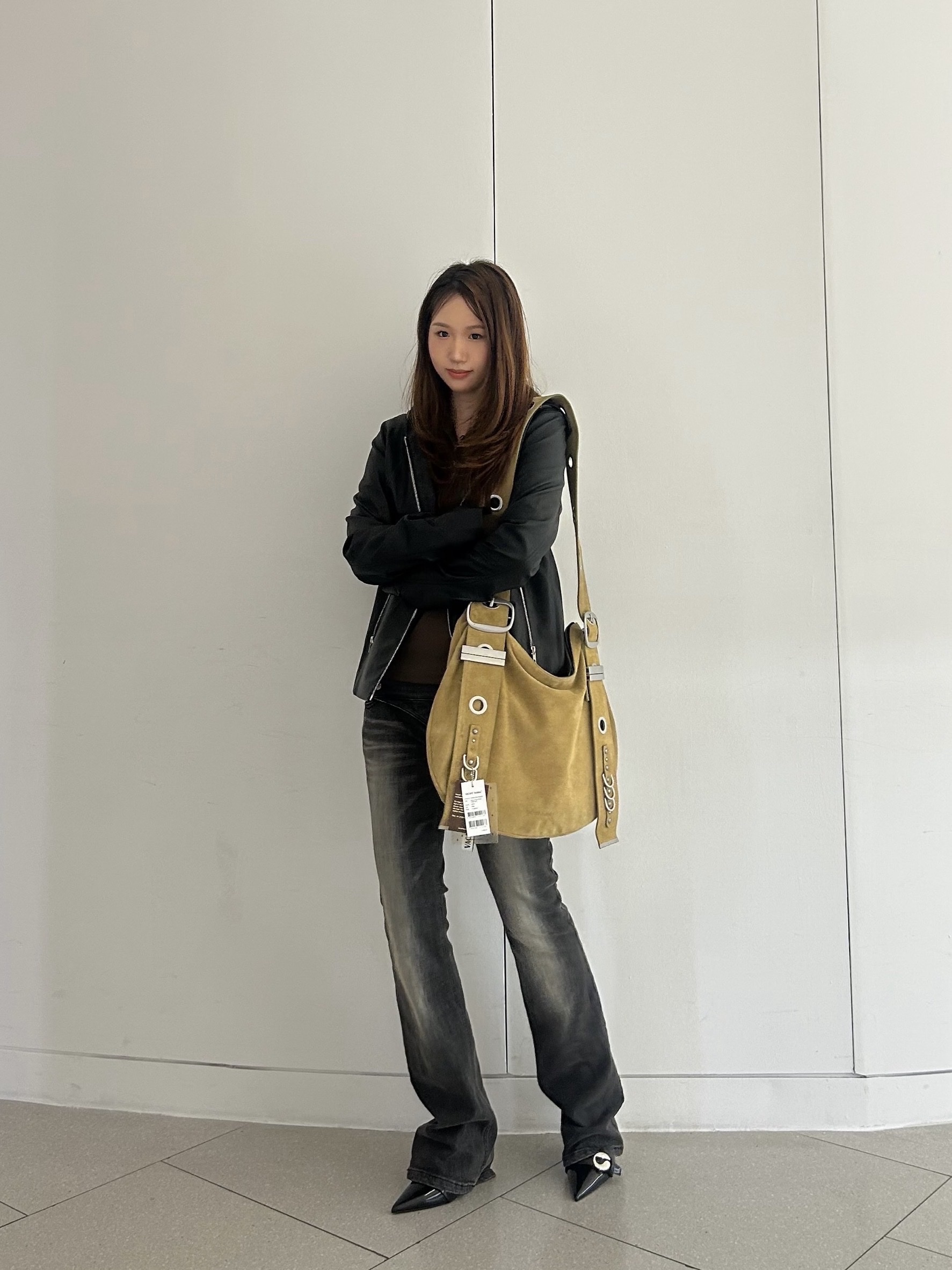 Coperni Women Belt Stiletto Black - 25FW 착용 스타일 - 1