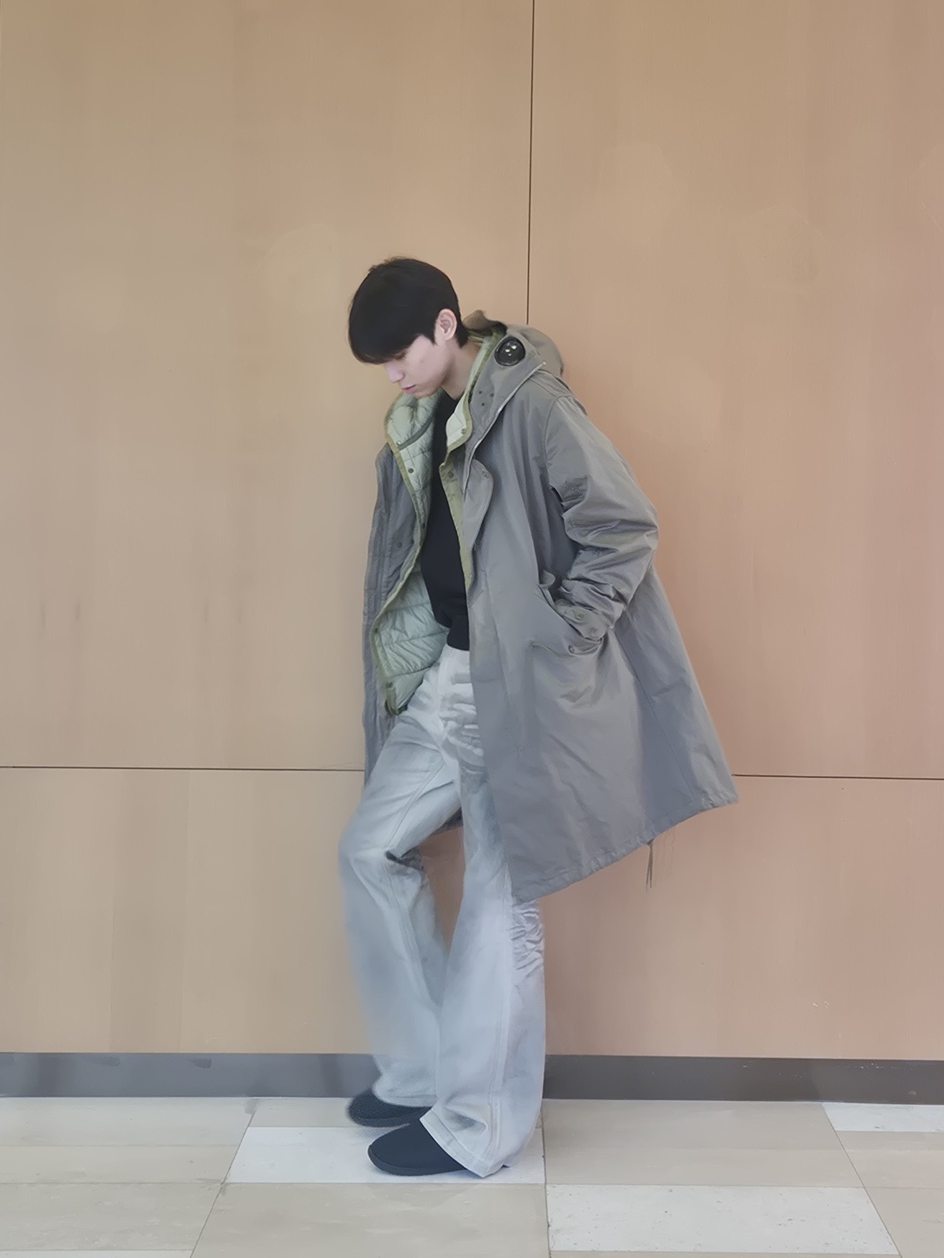 C.P. Company Micro Kei Explorer Fishtail Parka Elmwood Green - 25FW 착용 스타일 - 5