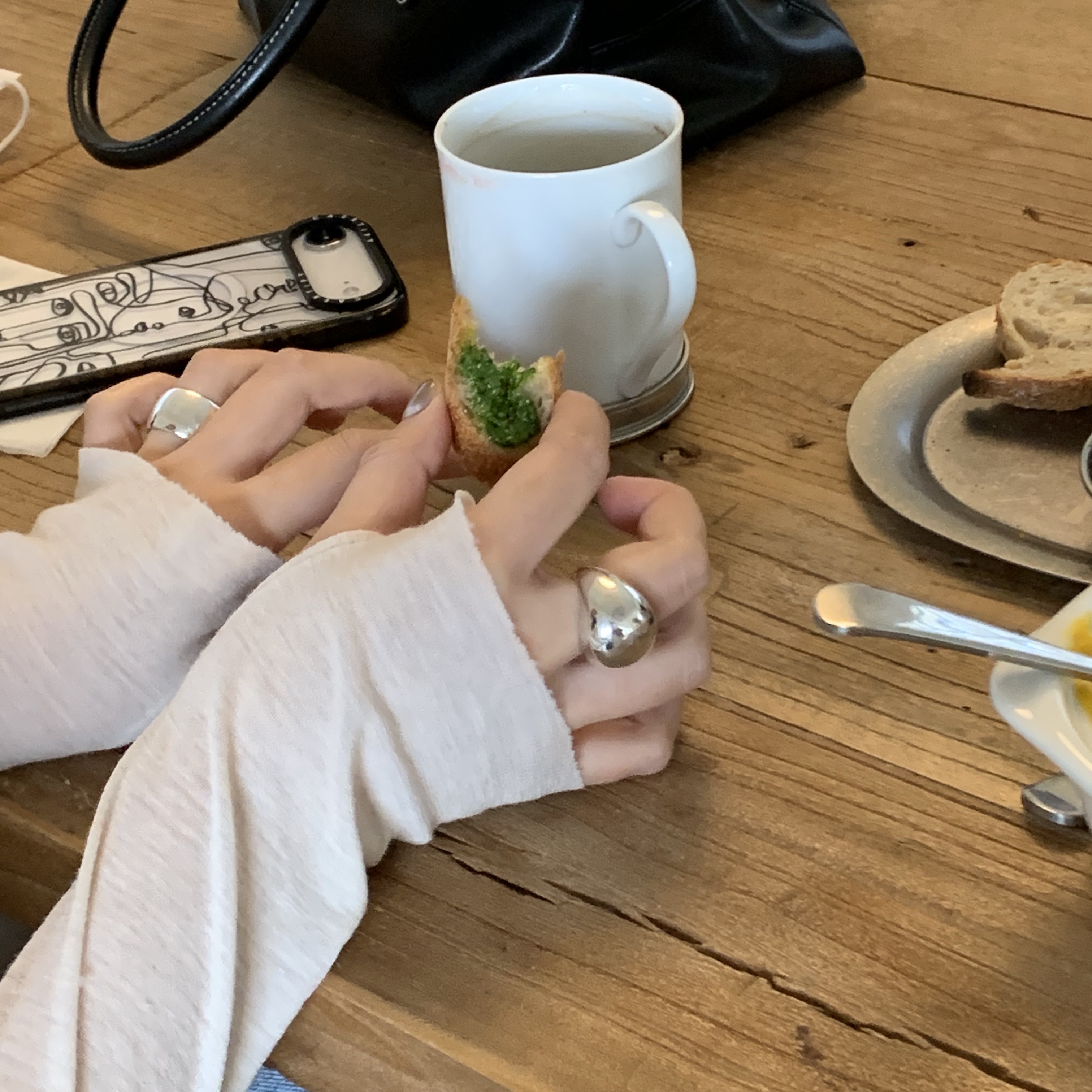 Byweekend Momo Ring Silver 착용 스타일 - 1