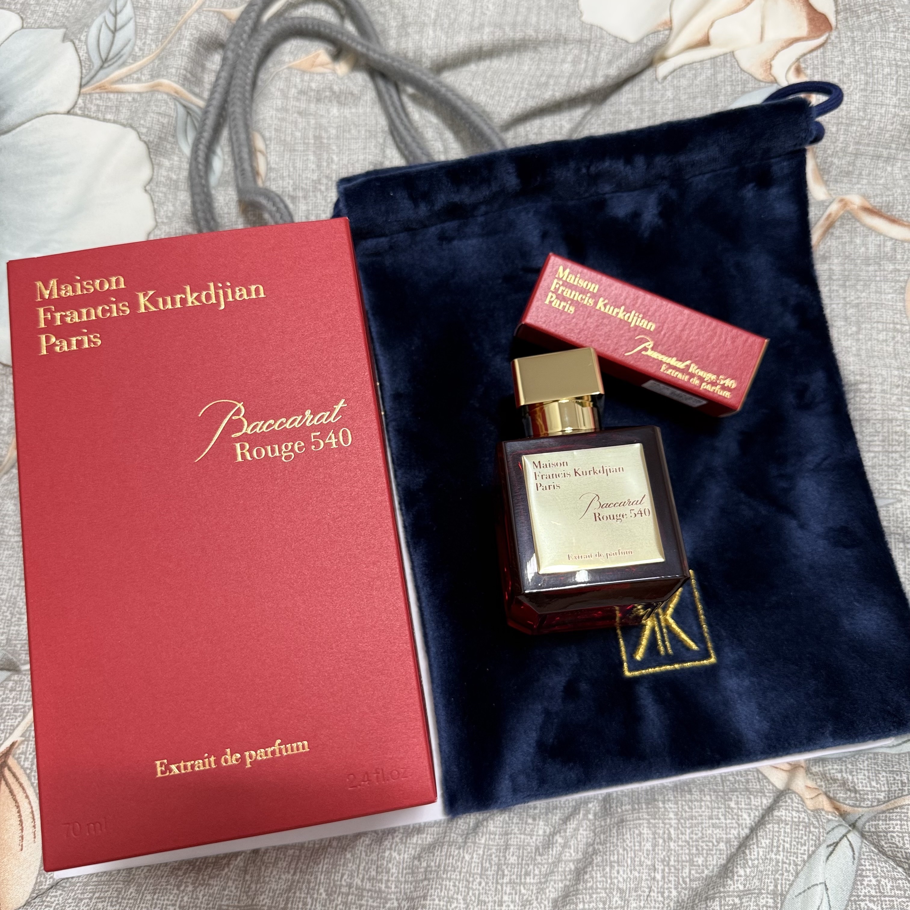 Maison Francis Kurkdjian Baccarat Rouge 540 Extrait De Parfum 70ml 착용 스타일 - 4