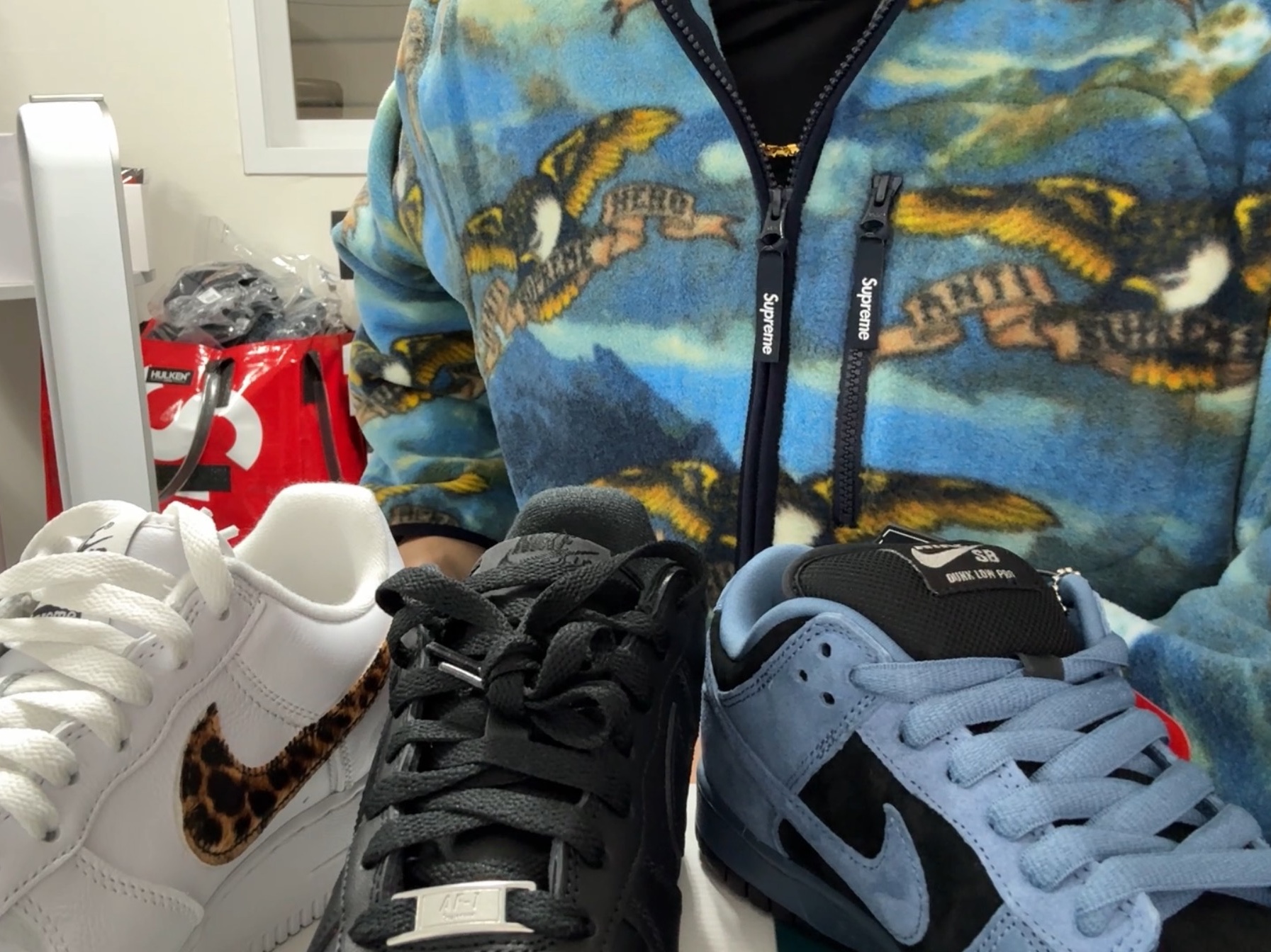 Nike x Supreme x GOODENOUGH Air Force 1 Low White - 25SS, Nike x Supreme SB Dunk Low Ocean Fog 착용 스타일
