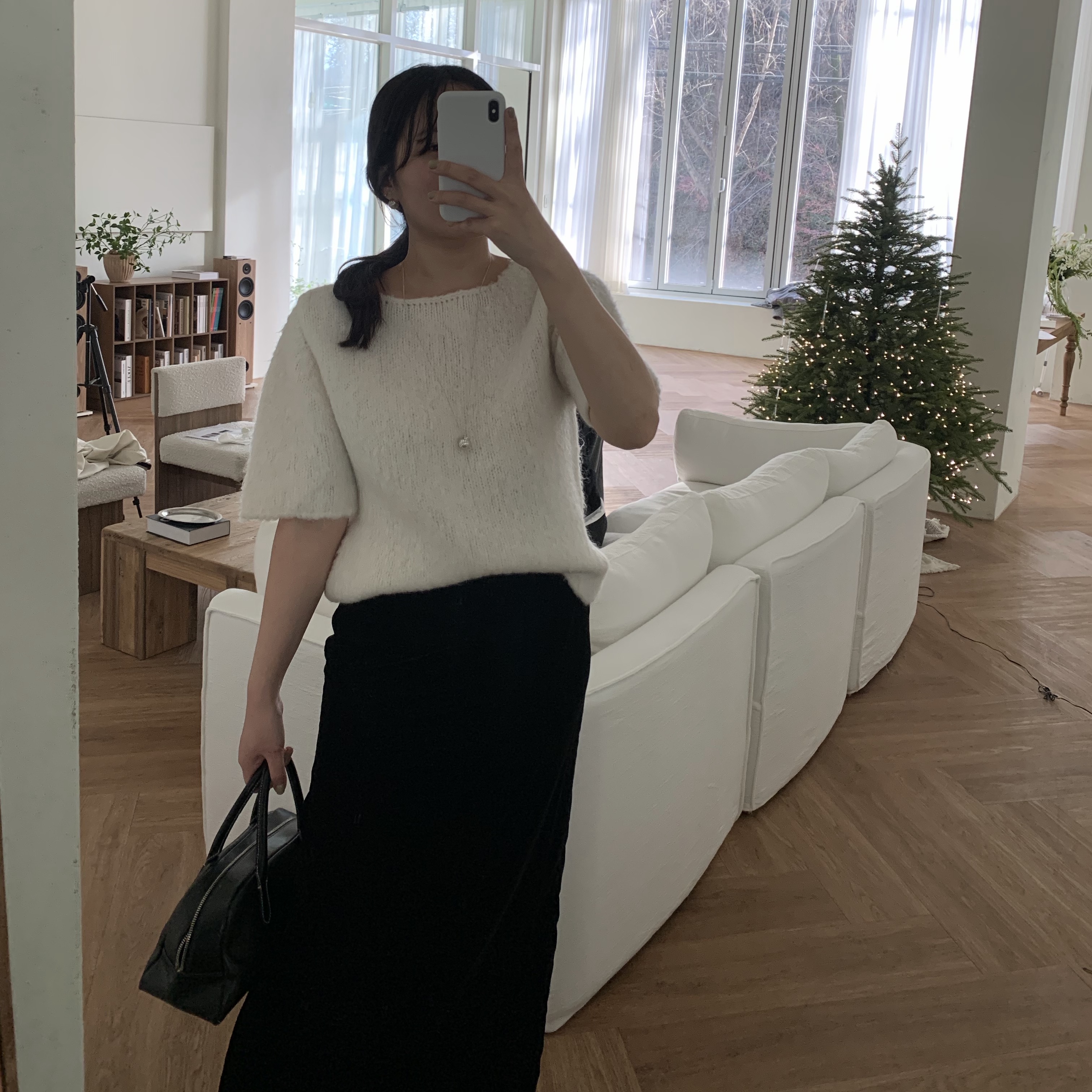 Byweekend Line Pot Necklace Silver, Byweekend Bump Earring Silver 착용 스타일 - 4