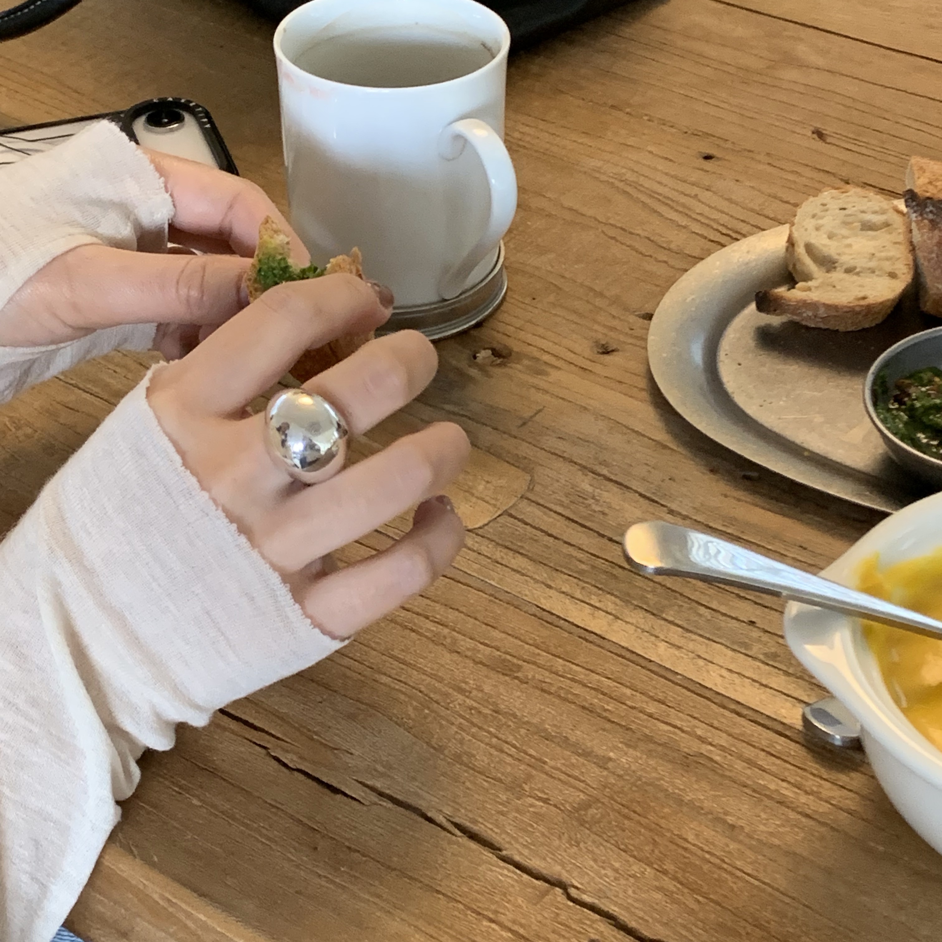 Byweekend Momo Ring Silver 착용 스타일 - 2