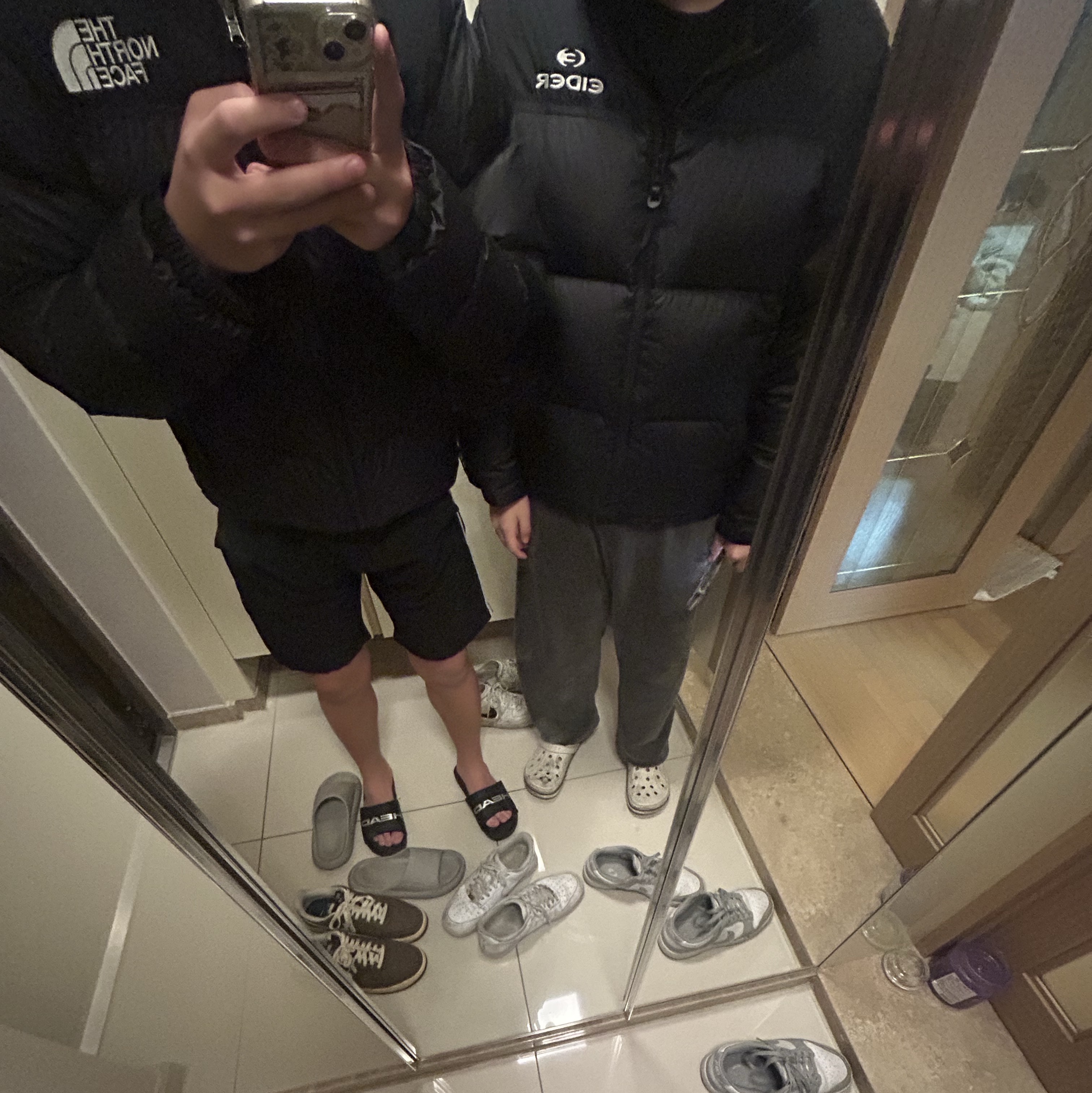 The North Face White Label Novelty Nuptse RDS Down Jacket Black 착용 스타일
