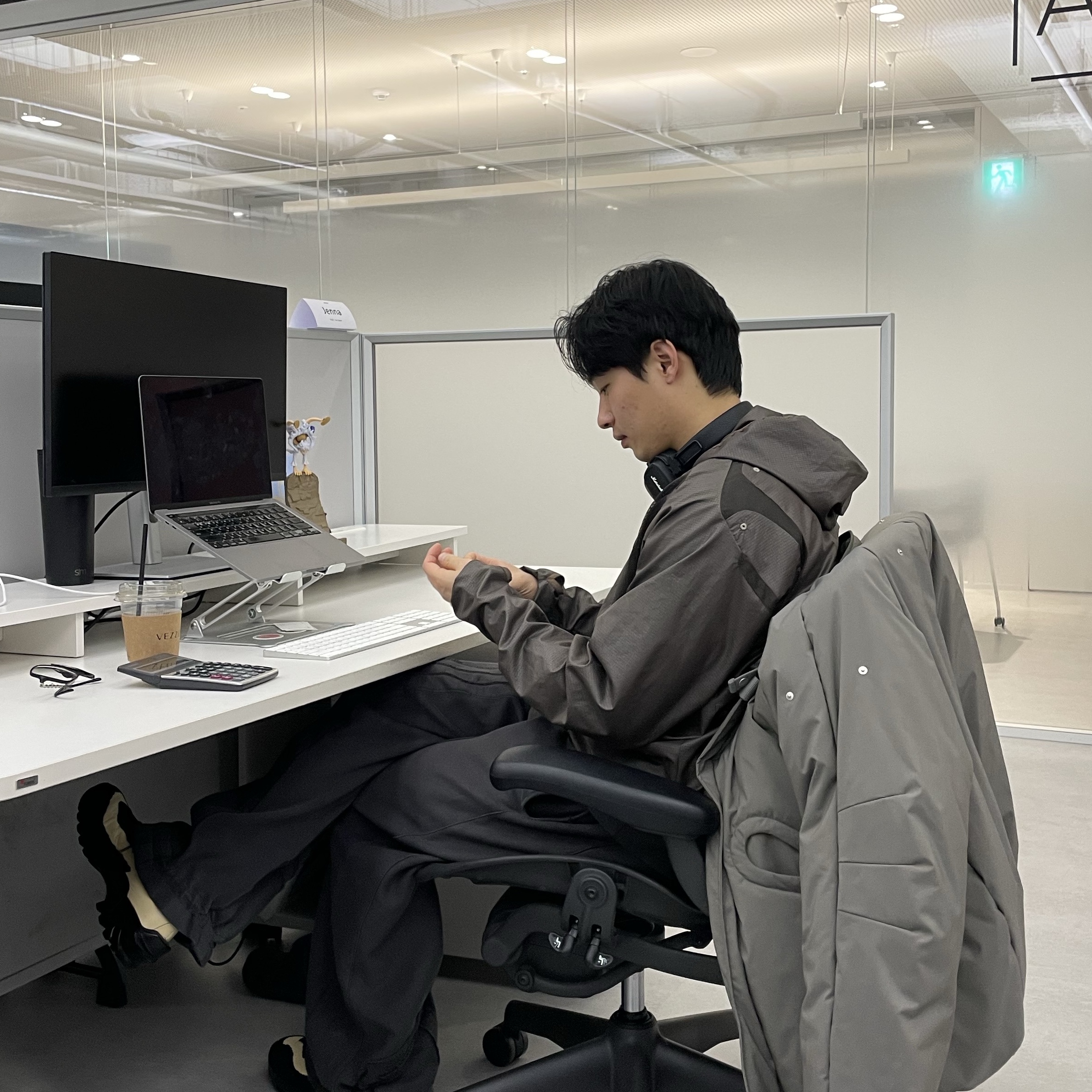 [KREAM 단독] Jian Ye Basic Unit 05 Brown - 25SS 착용 스타일 - 1