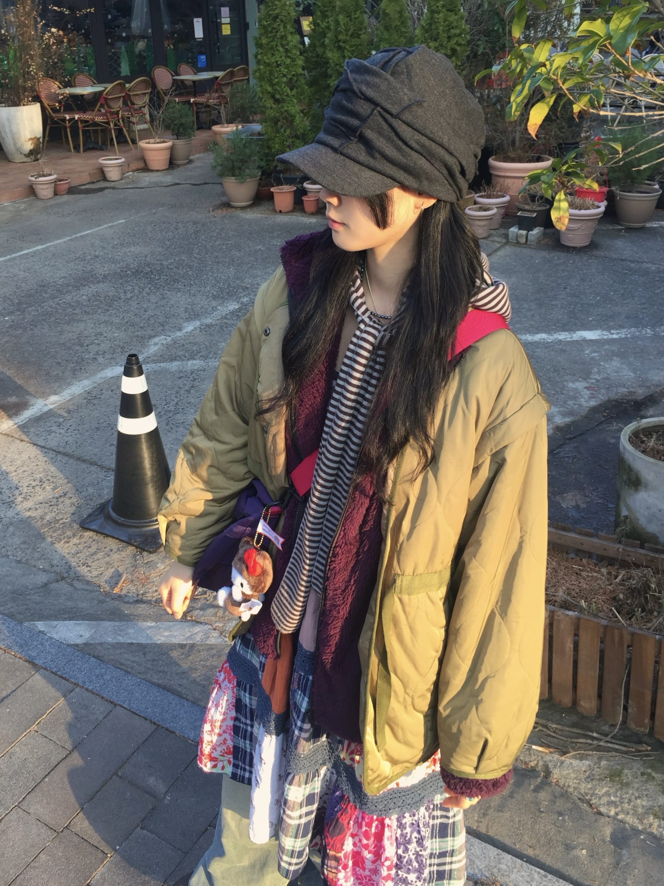 Sanrio Hello Kitty x Monchhichi 50th Anniversary Hello Kitty Holder, Uniqlo x Needles Fleece Jacket Purple - JP 착용 스타일