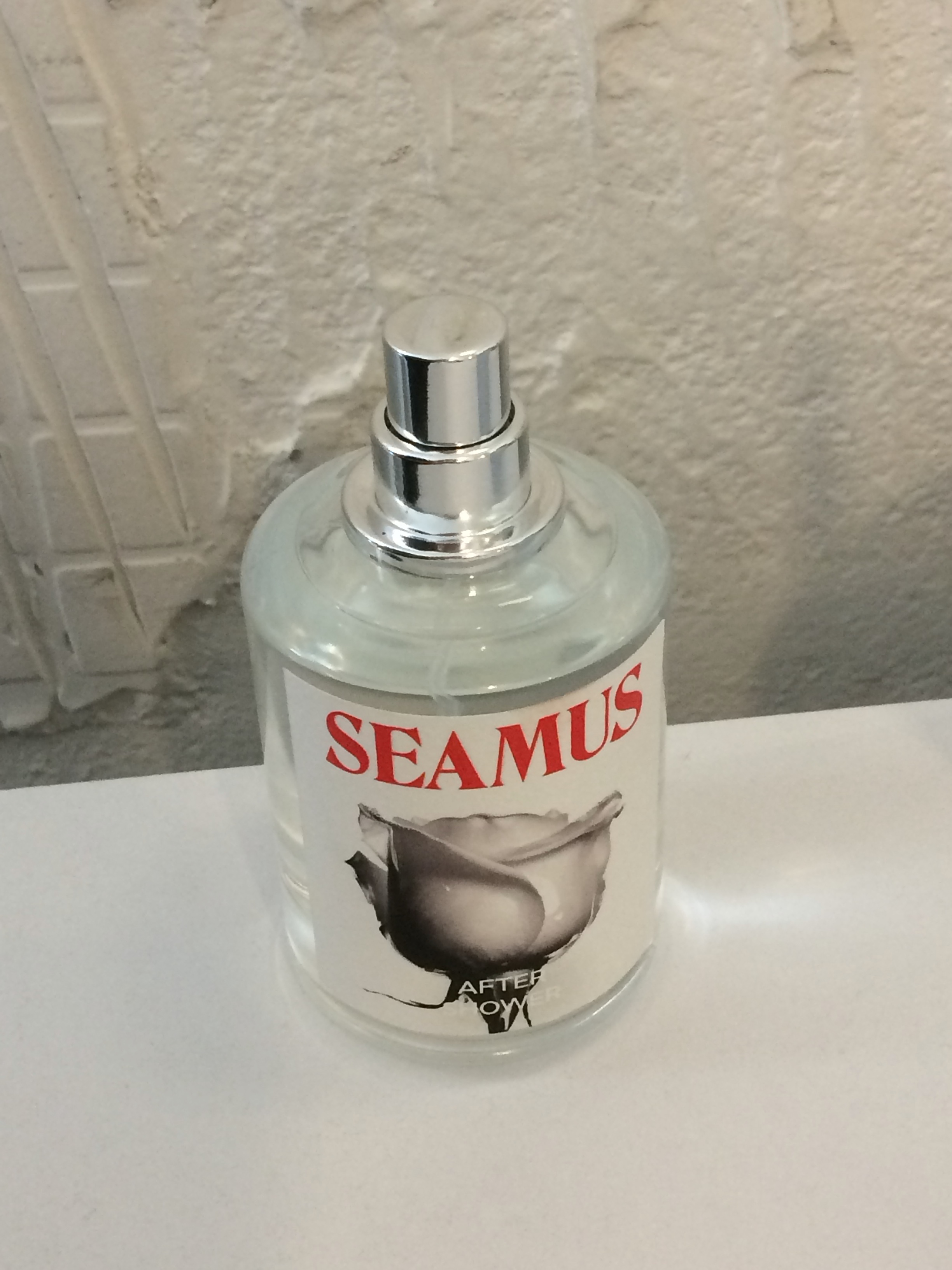 [3% 적립] SEAMUS Signature Eau de Parfum 50ml (6 Options) 착용 스타일 - 2