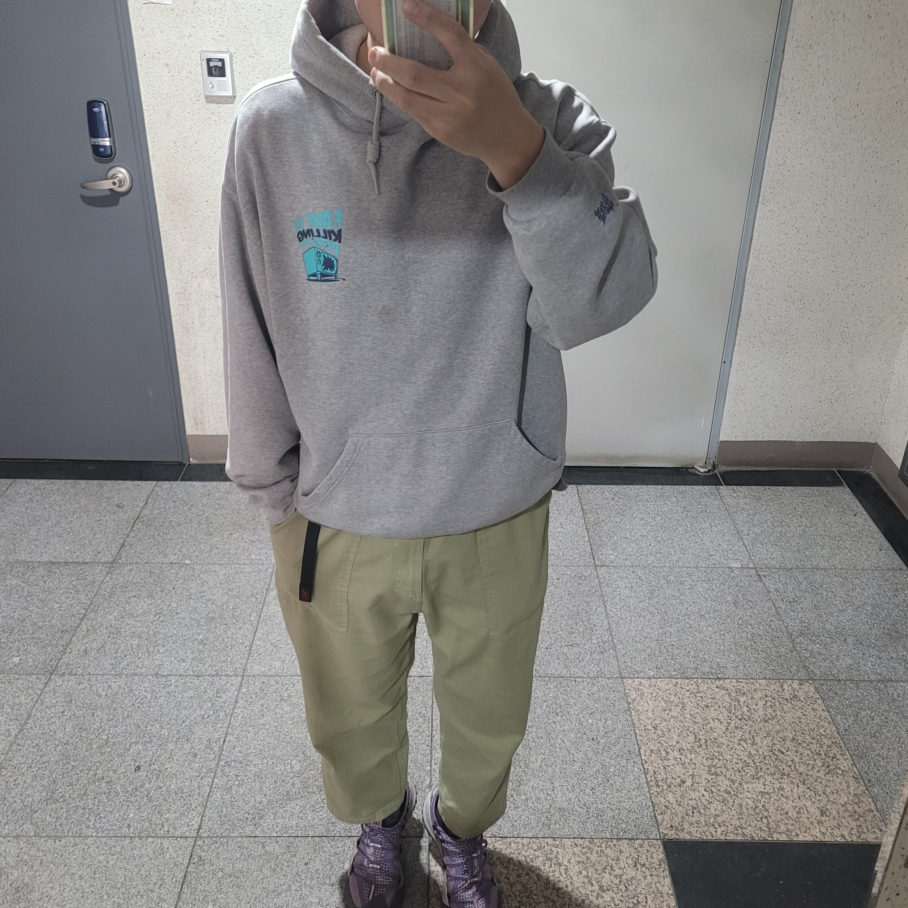 Gramicci Loose Tapered Pants Olive - US Sizing, Nike ACG Mountain Fly Low Canyon Purple 착용 스타일