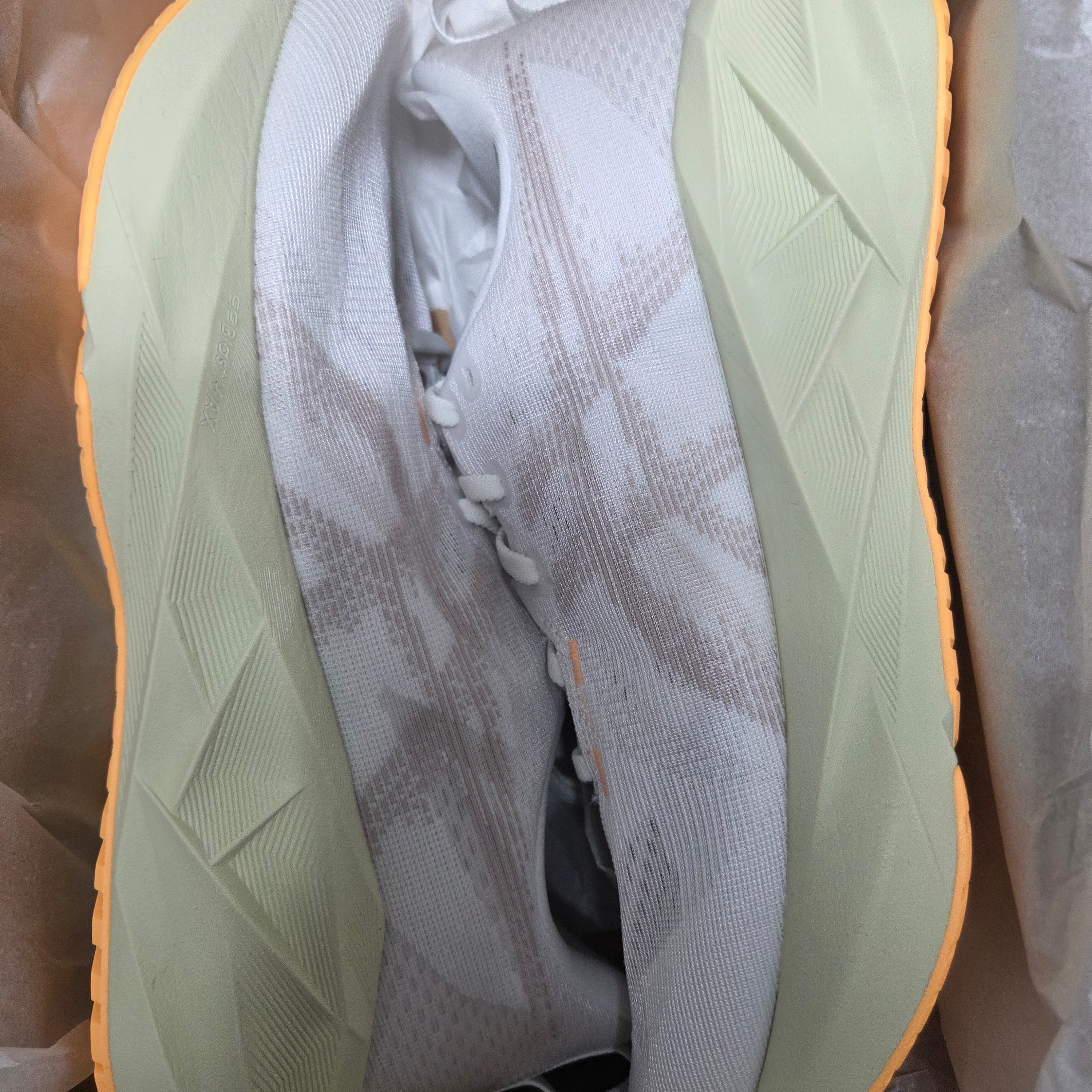 Asics Novablast 5 White Fawn 착용 스타일 - 4
