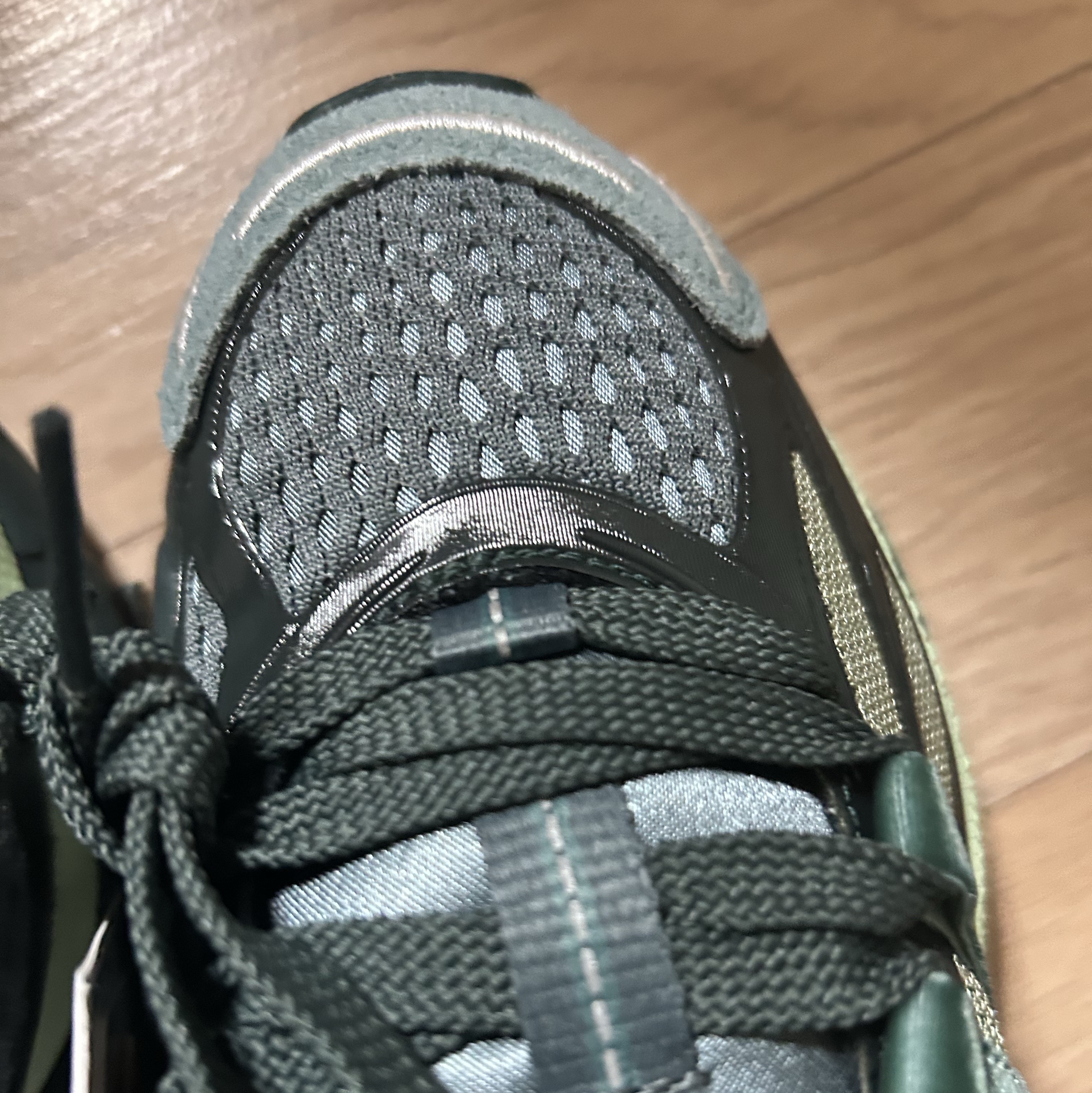 Adidas x Song for the Mute Adistar Cushion Shadow Green College Green 착용 스타일