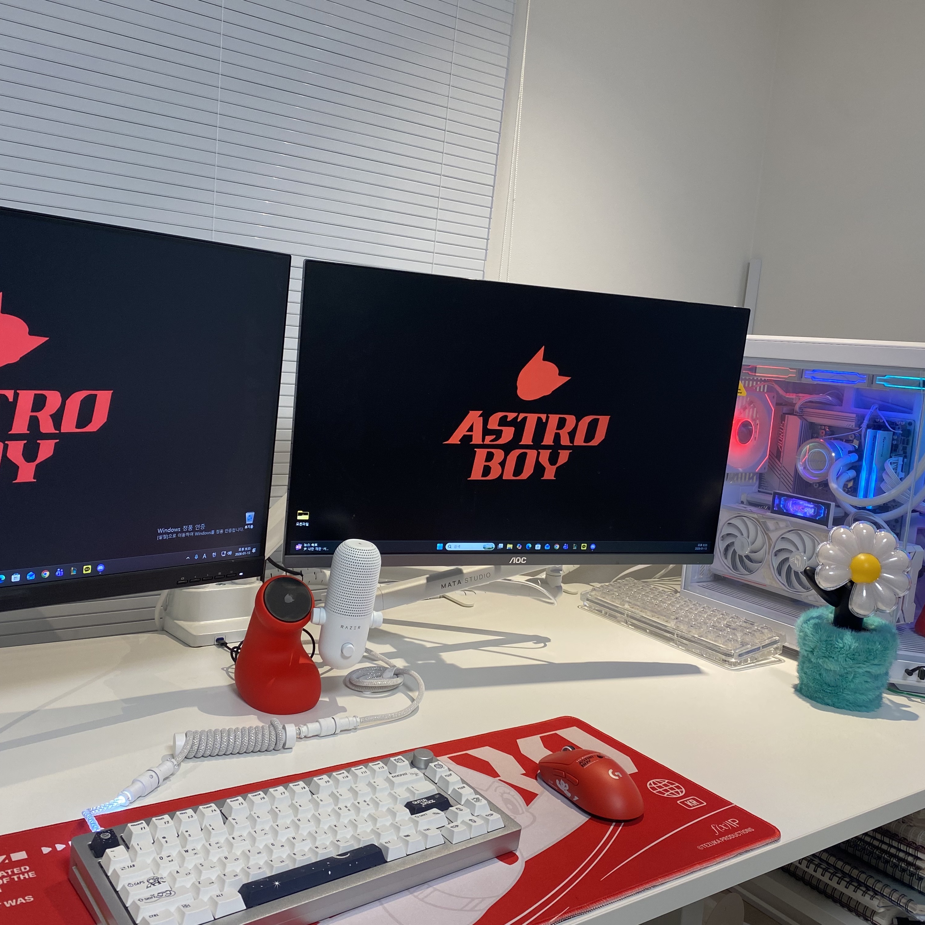 [KREAM 단독] LogitechG PRO X SUPERLIGHT 2 SE WHITE ASTRO BOY MOUSE EDITION, Astroboy Edition Astroboy Special Package Red 착용 스타일 - 2