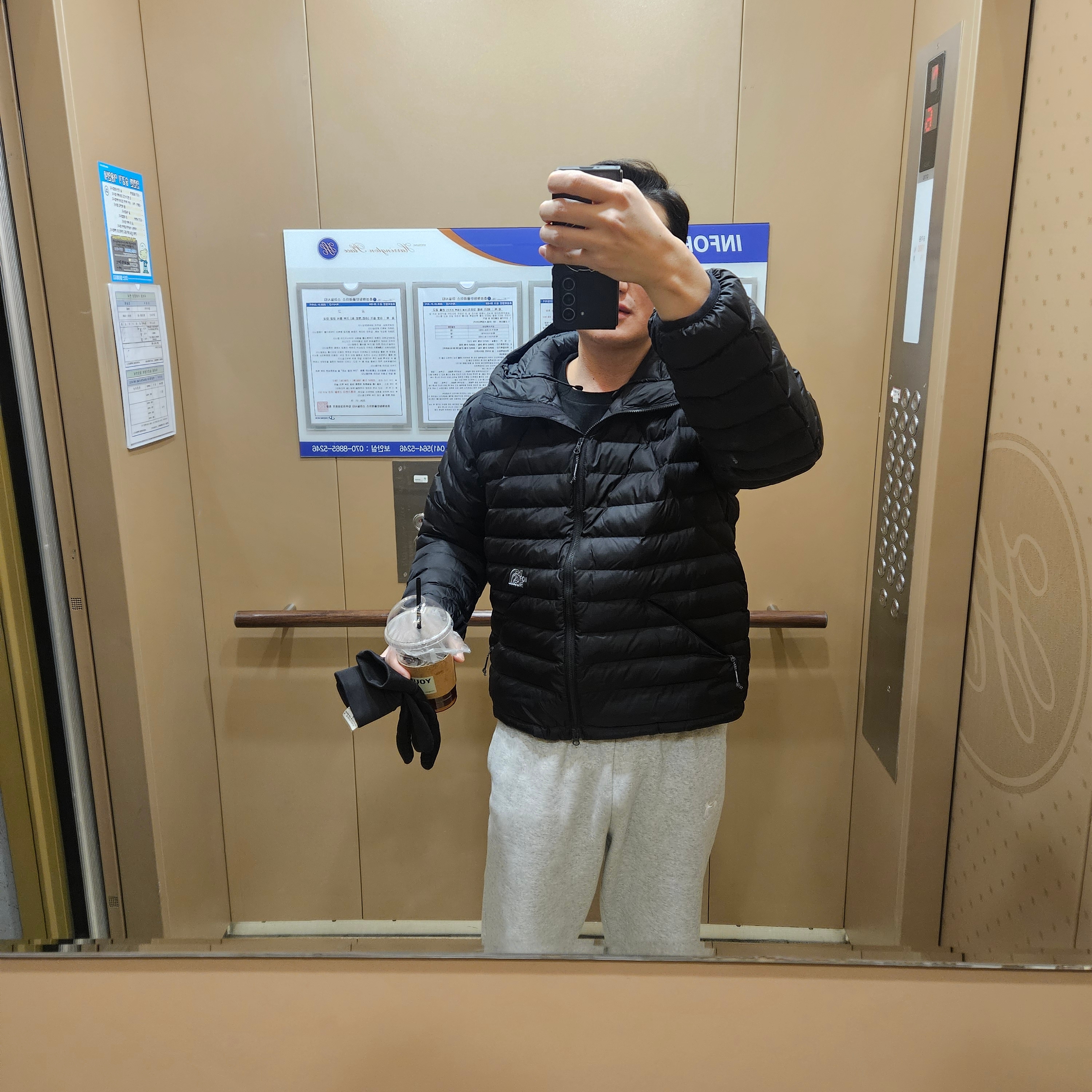 The North Face Ventus On Jacket Black 착용 스타일 - 1